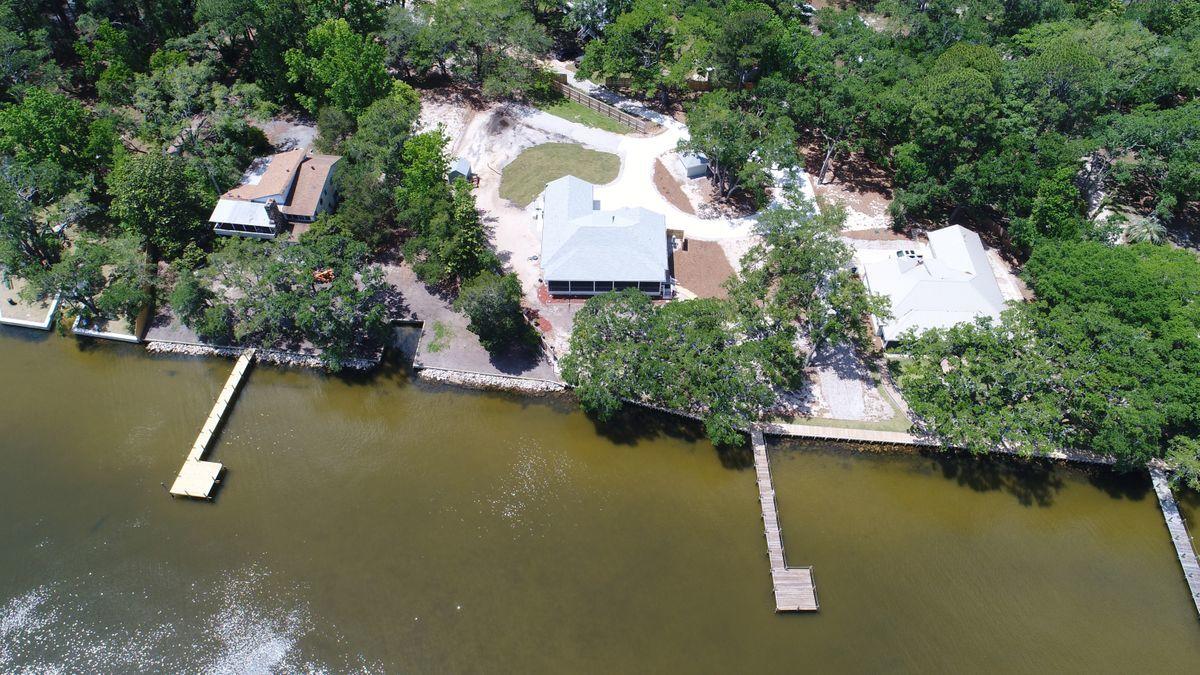 TOWN OF SANTA ROSA - Residential