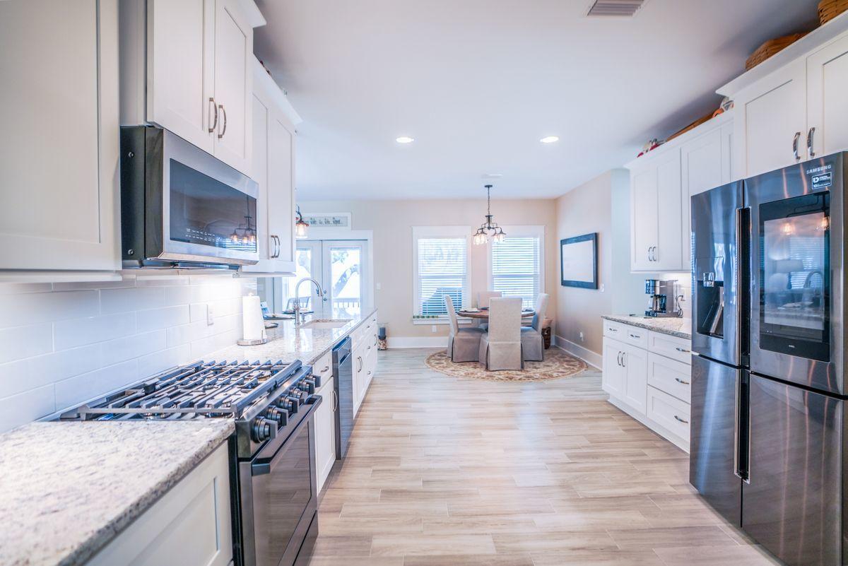 TOWN OF SANTA ROSA - Residential