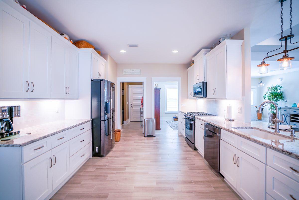 TOWN OF SANTA ROSA - Residential