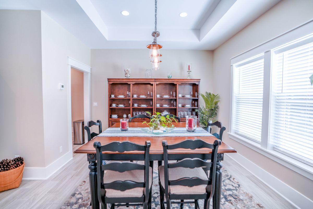 TOWN OF SANTA ROSA - Residential