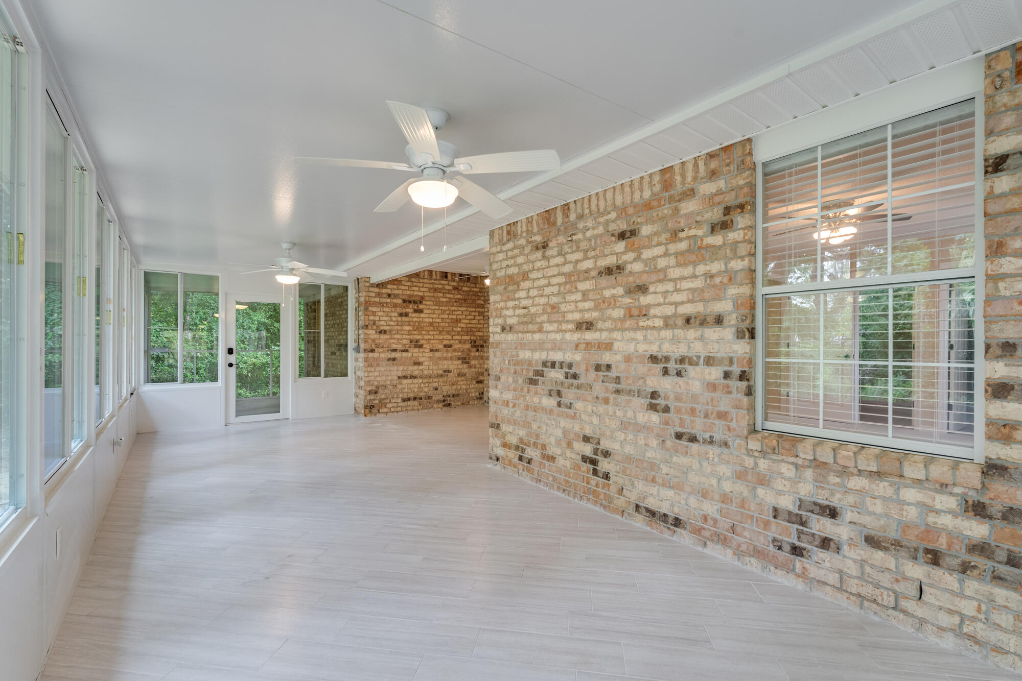 BAYOU LANDING - Residential Lease