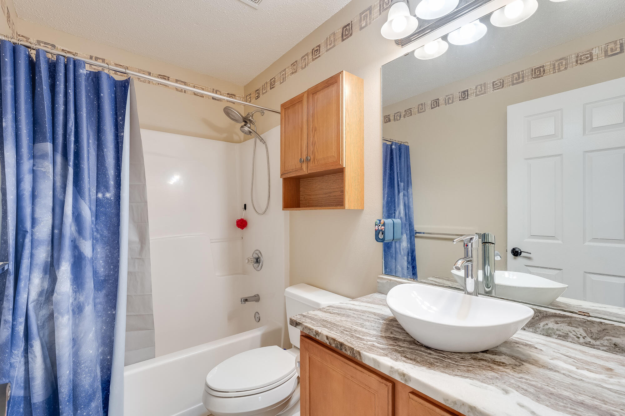 BAYOU LANDING - Residential Lease