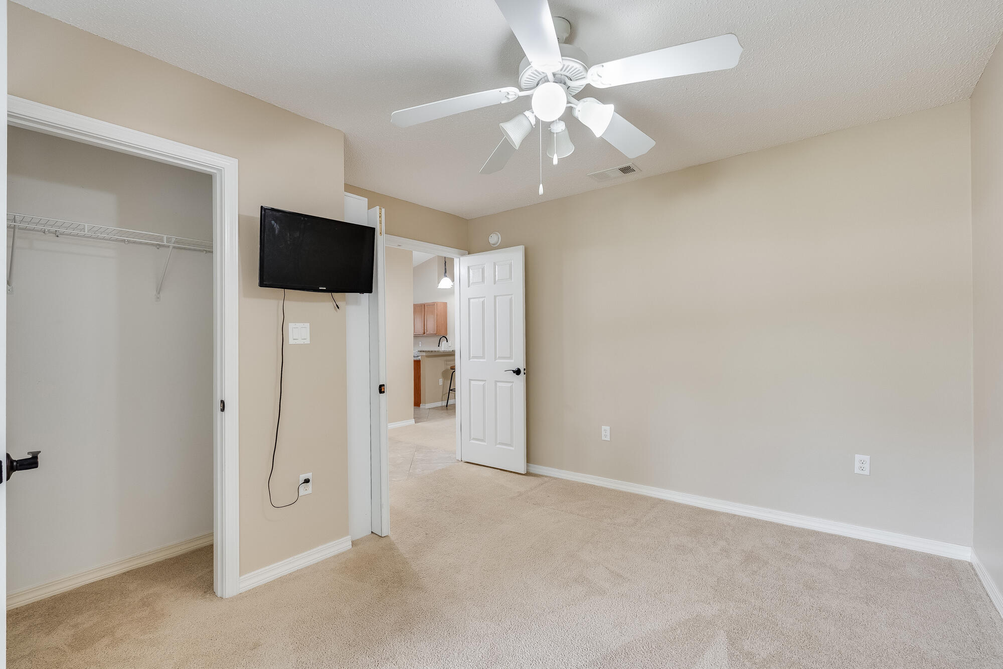 BAYOU LANDING - Residential Lease