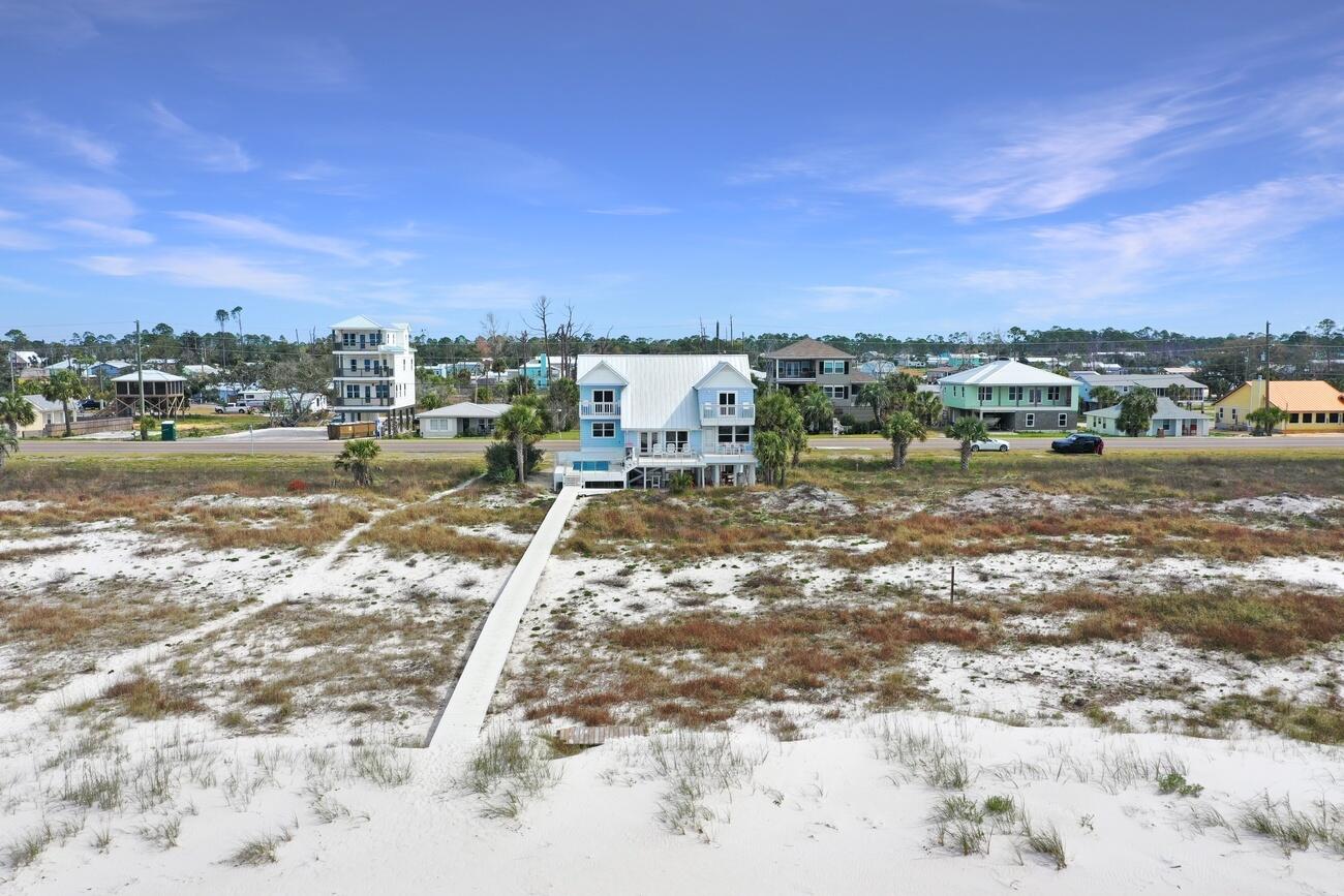 NO RECORDED SUBDIVISION - Residential