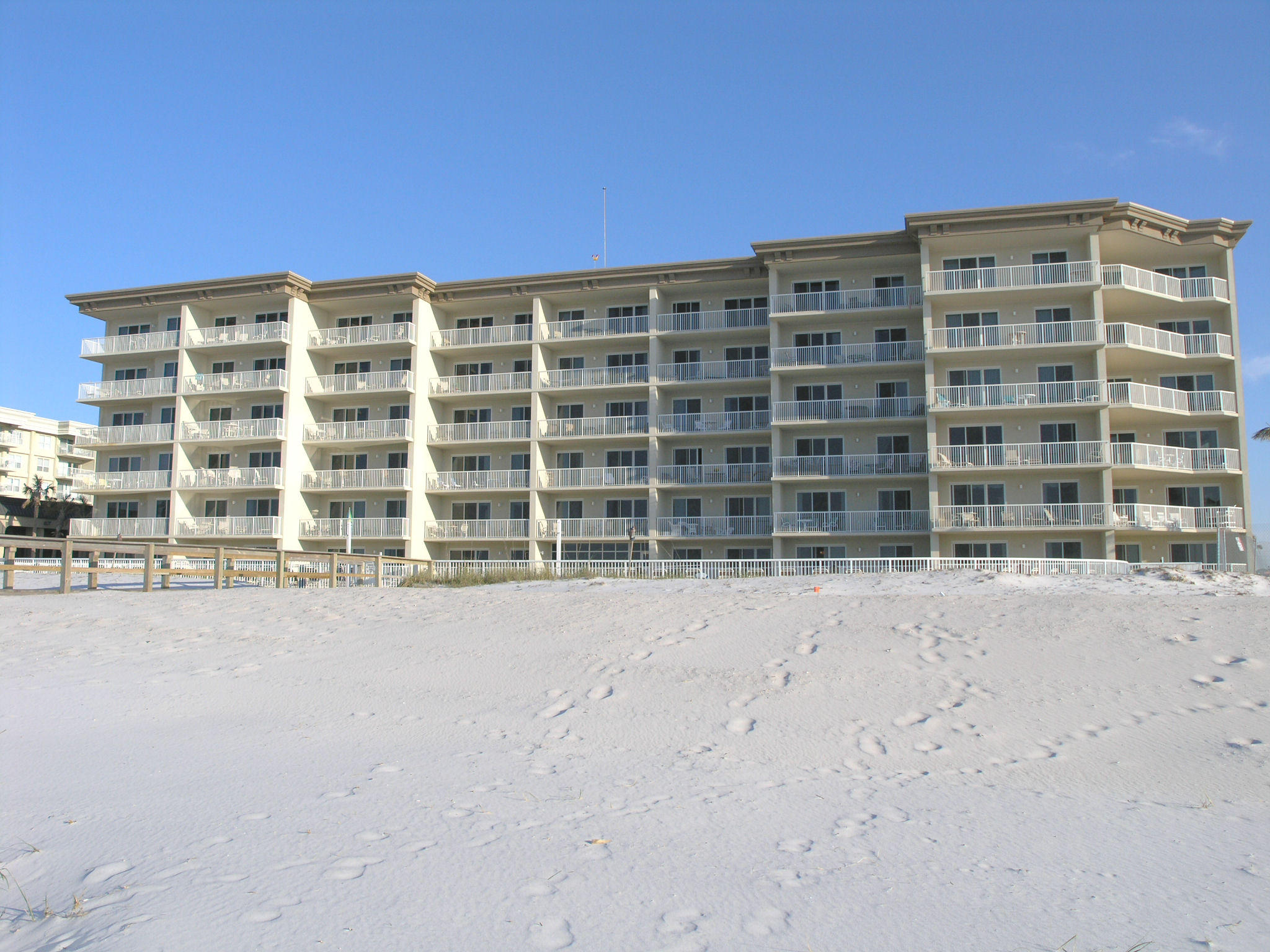 SUMMER PLACE - Residential