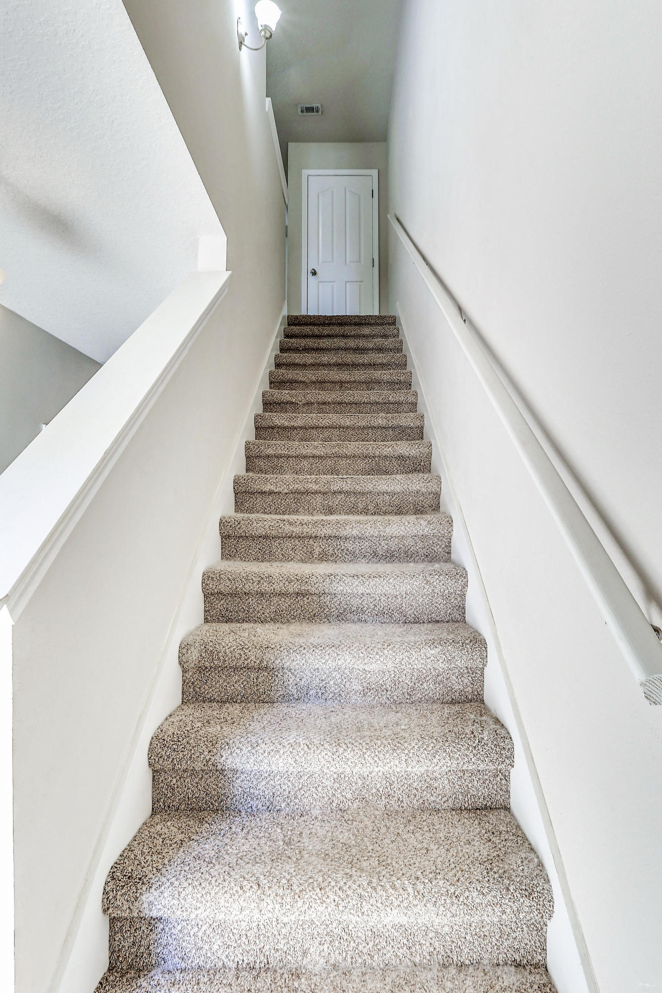 RESERVE POINTE - Residential