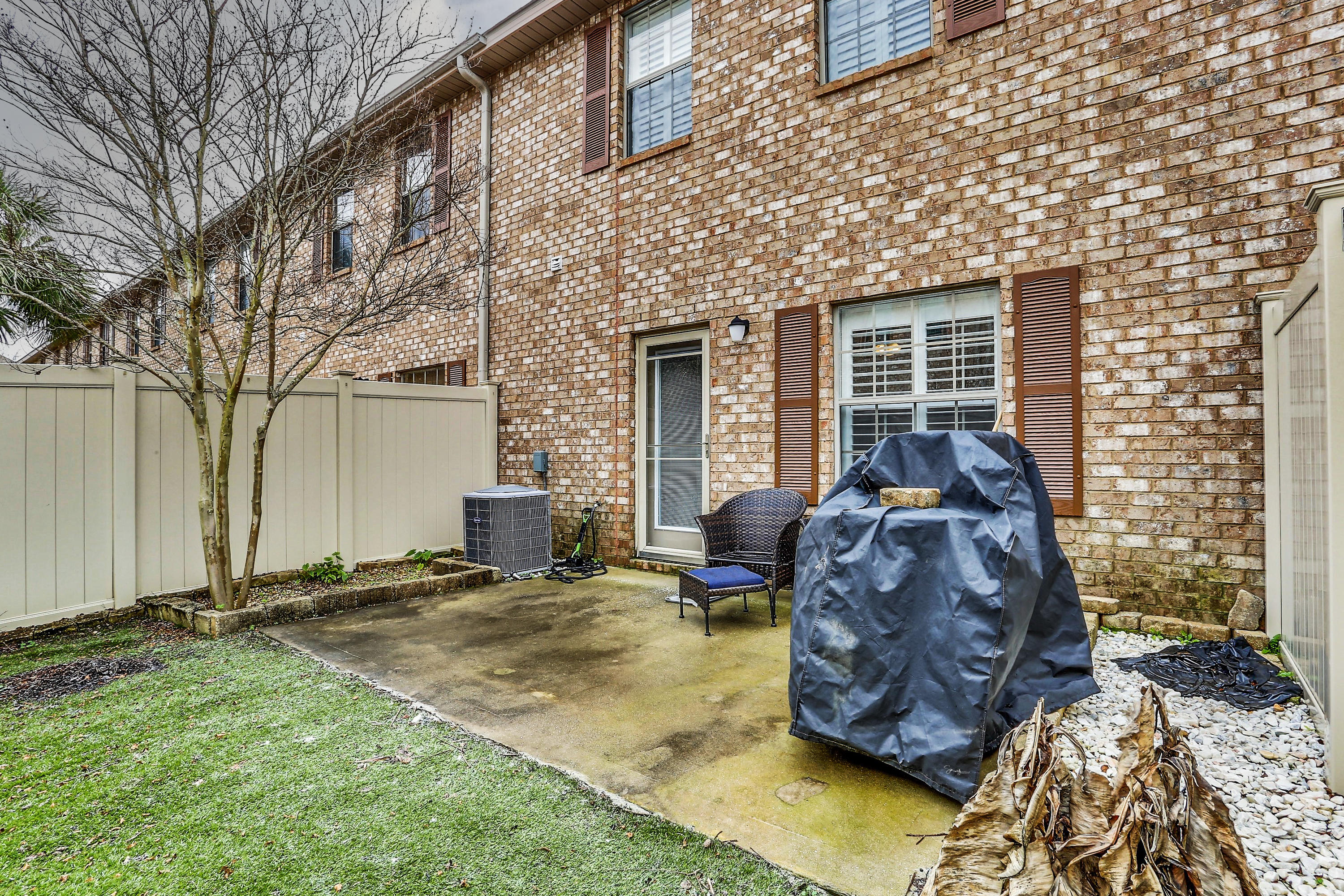 RESERVE POINTE - Residential