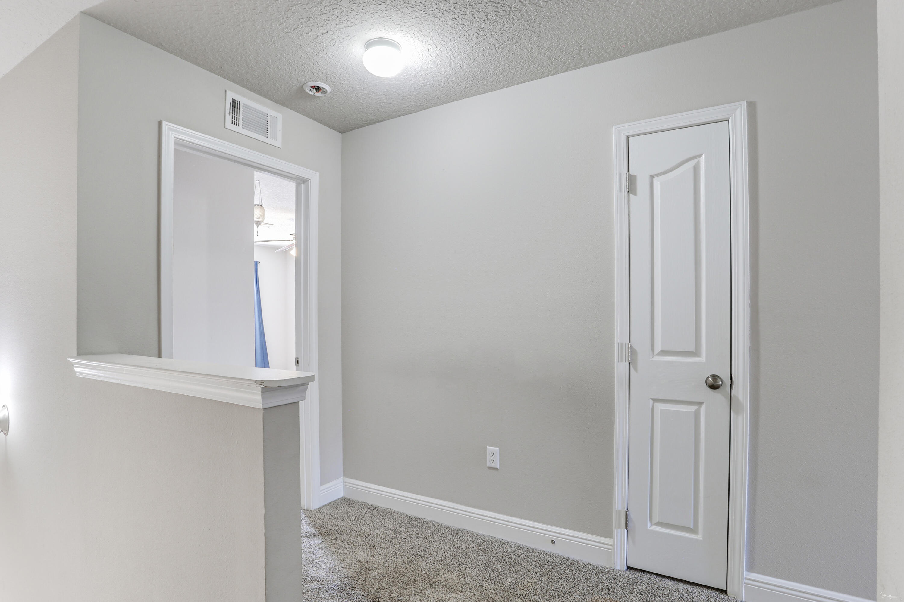 RESERVE POINTE - Residential