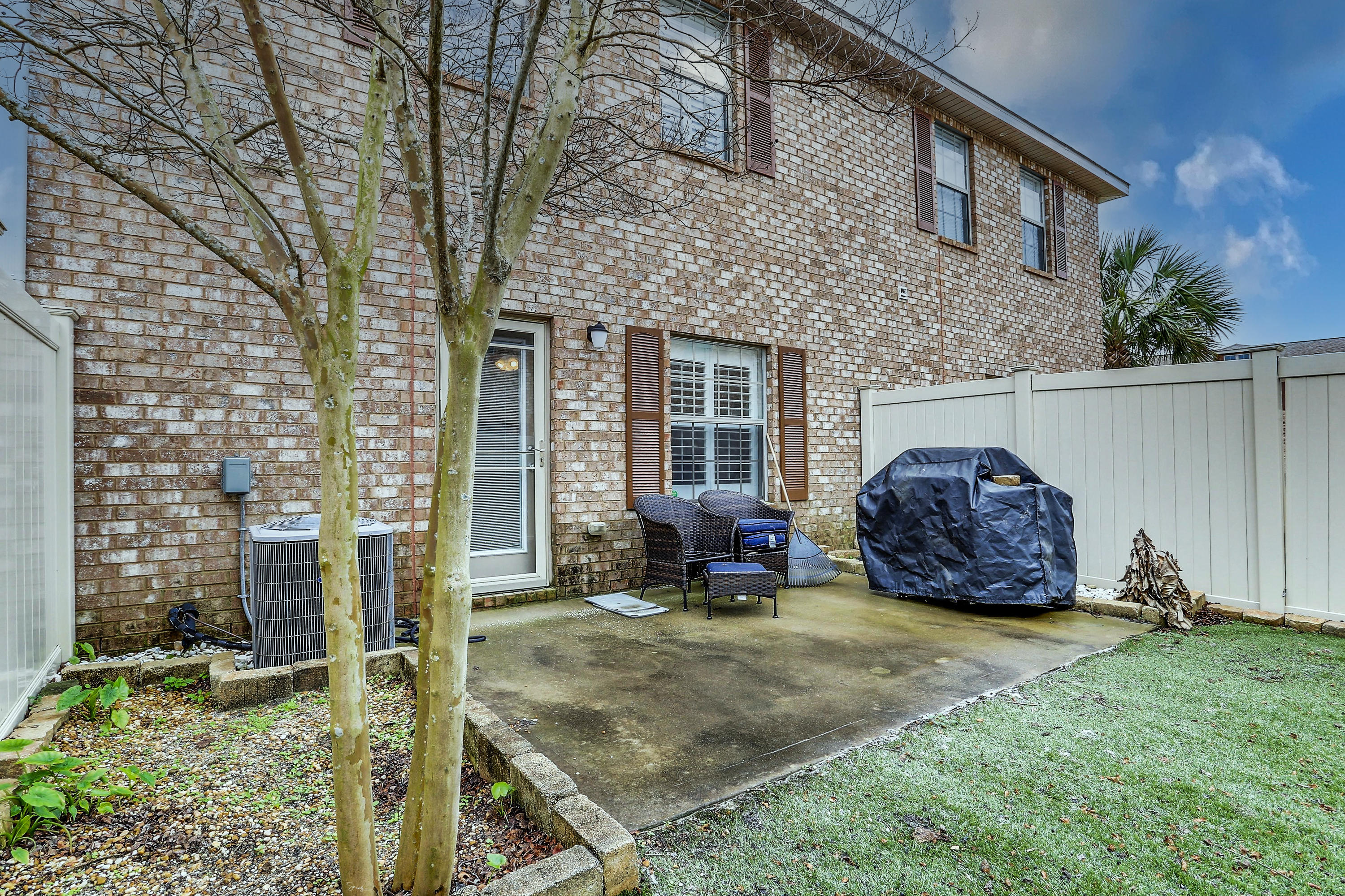 RESERVE POINTE - Residential