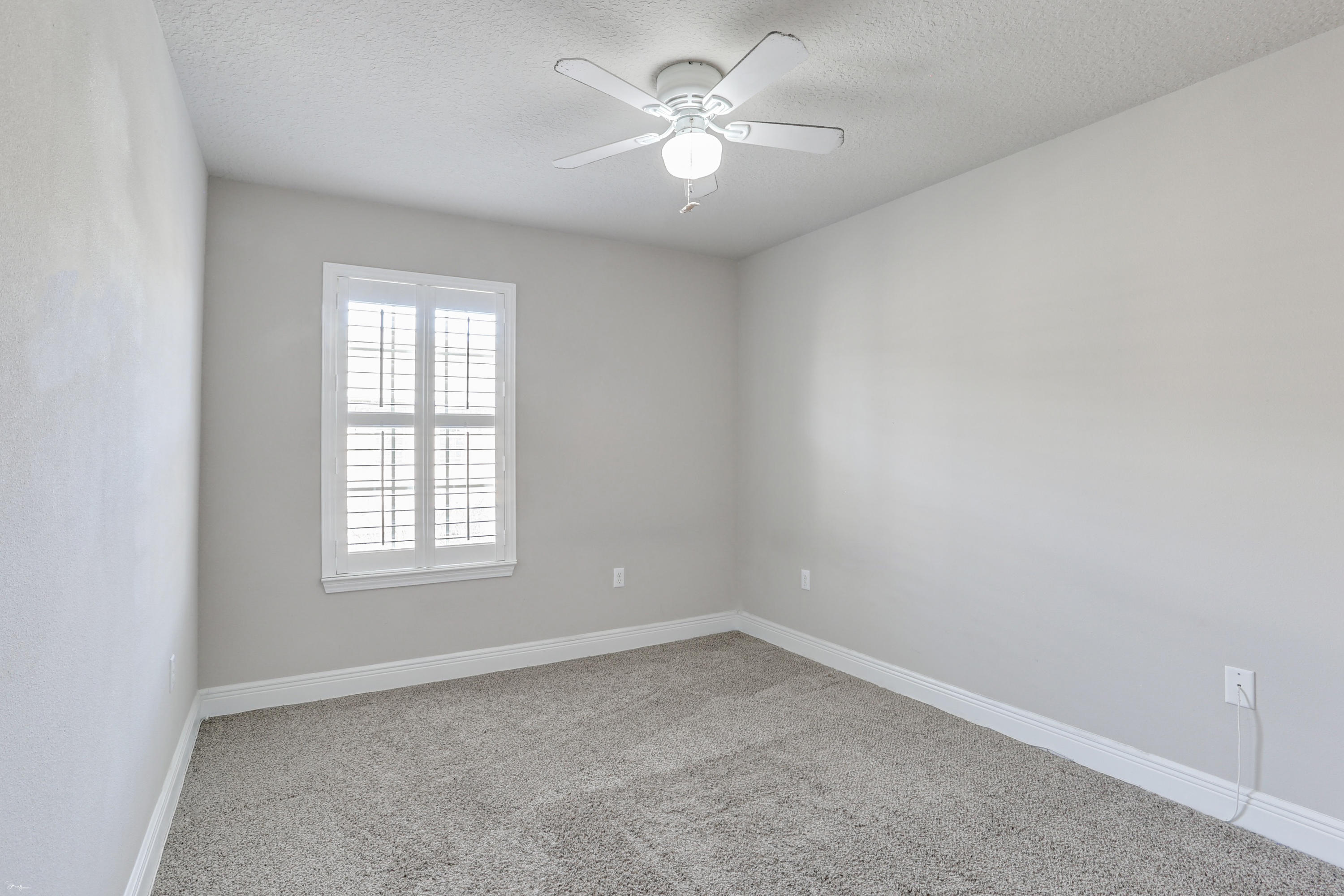 RESERVE POINTE - Residential