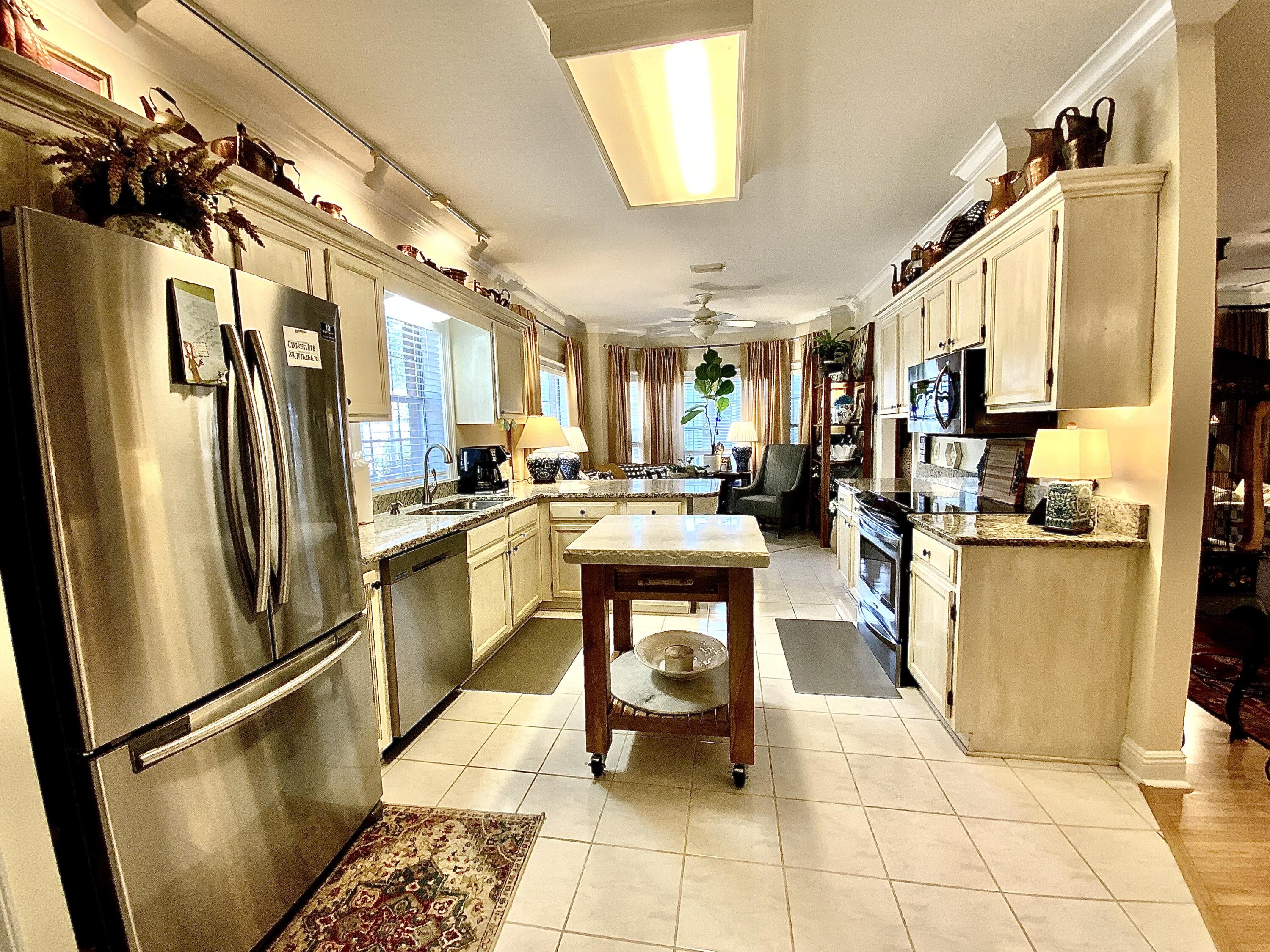 PALM SHORES FIRST ADDN - Residential