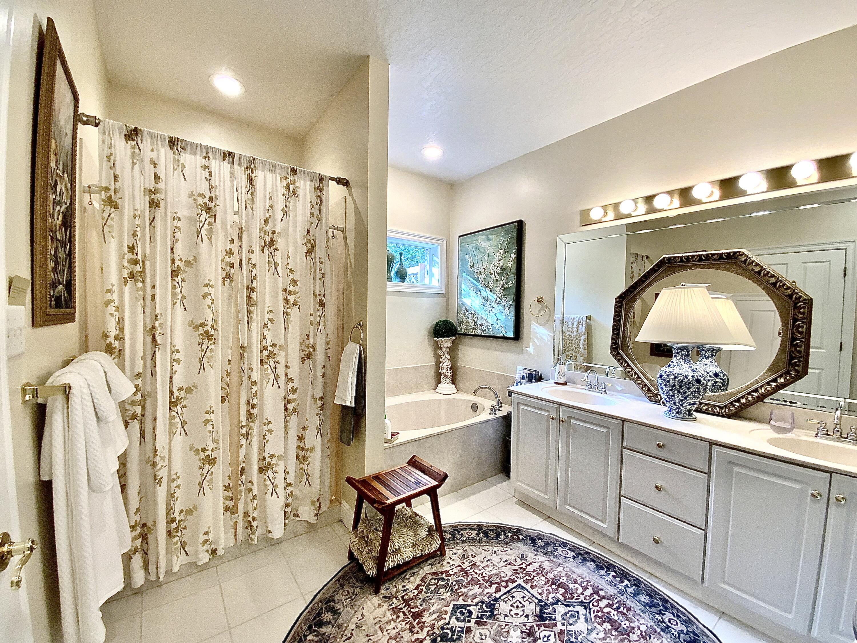 PALM SHORES FIRST ADDN - Residential