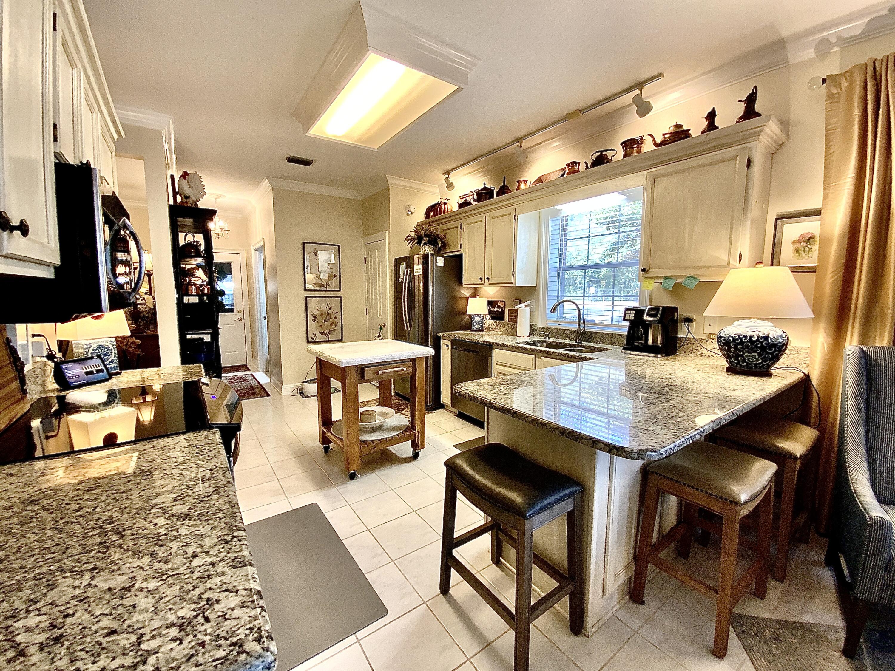 PALM SHORES FIRST ADDN - Residential