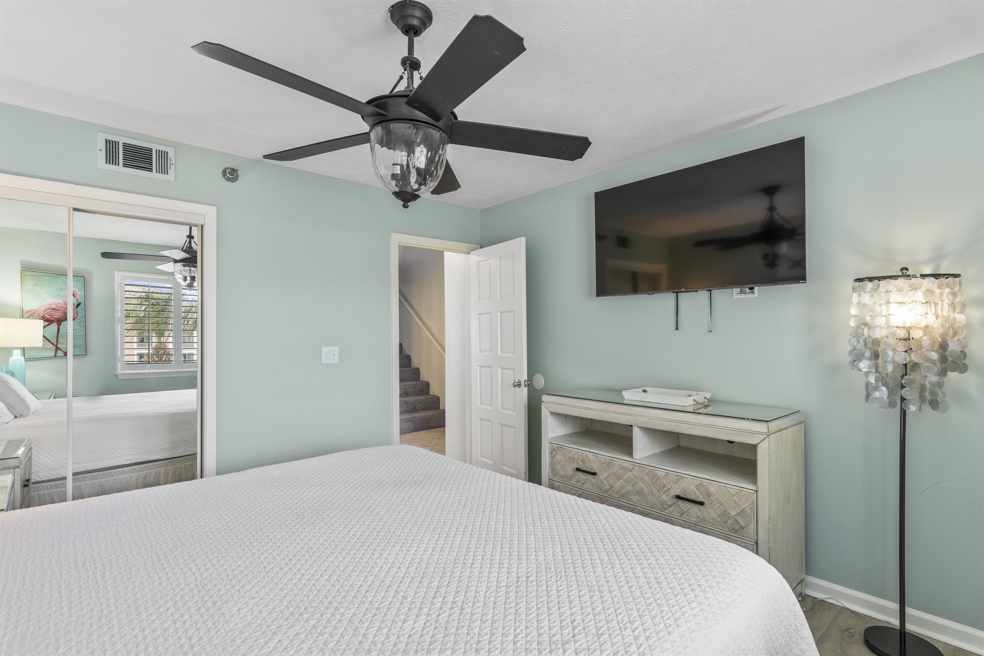 SEAFARER CONDO - Residential