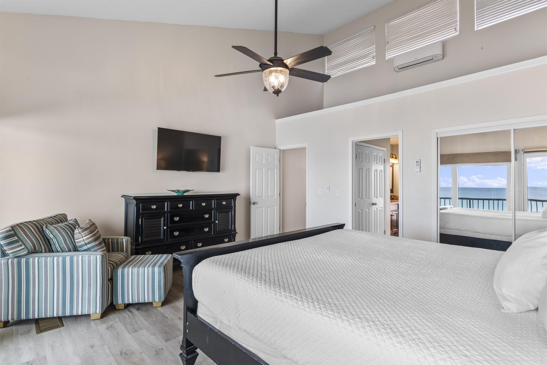 SEAFARER CONDO - Residential