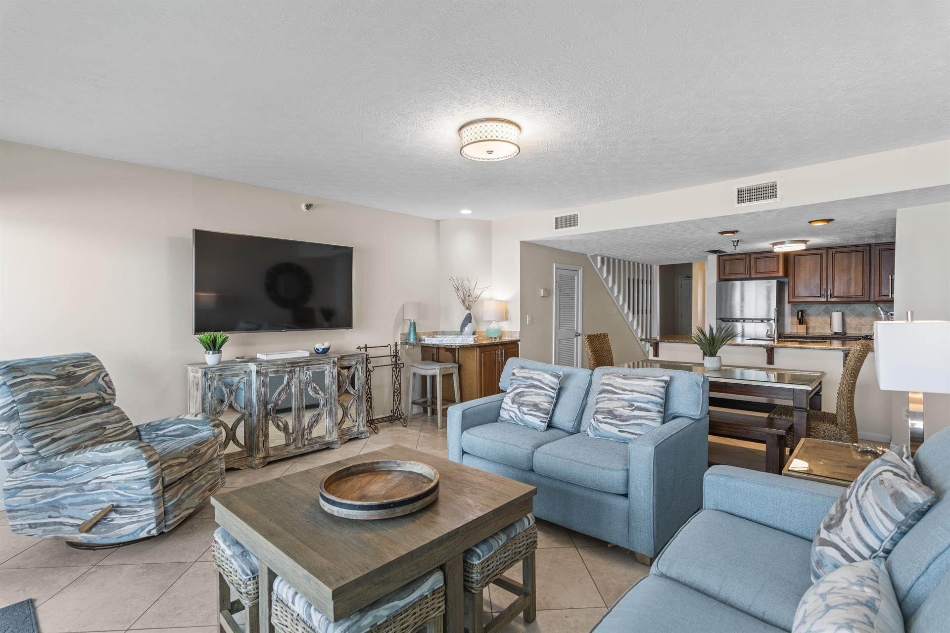 1700 Scenic Highway 98 207