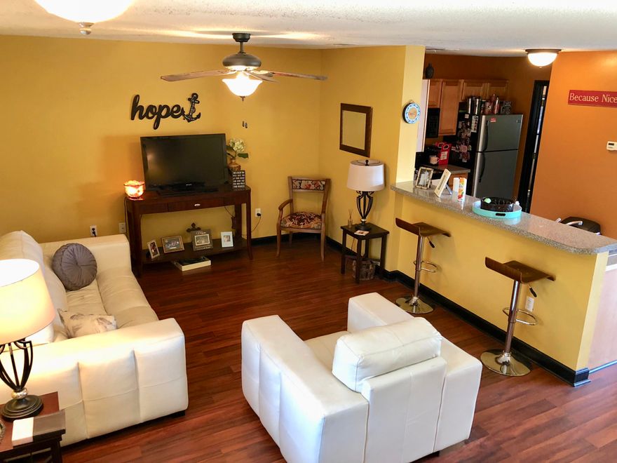 Cute townhome in the heart of Destin. Stainless steel appliances and updated throughout - home has a one car garage and a fenced in back yard. No HOA fees to pay and located close to schools, shopping and dining. Owner is a licensed real estate agent in the state of Florida.