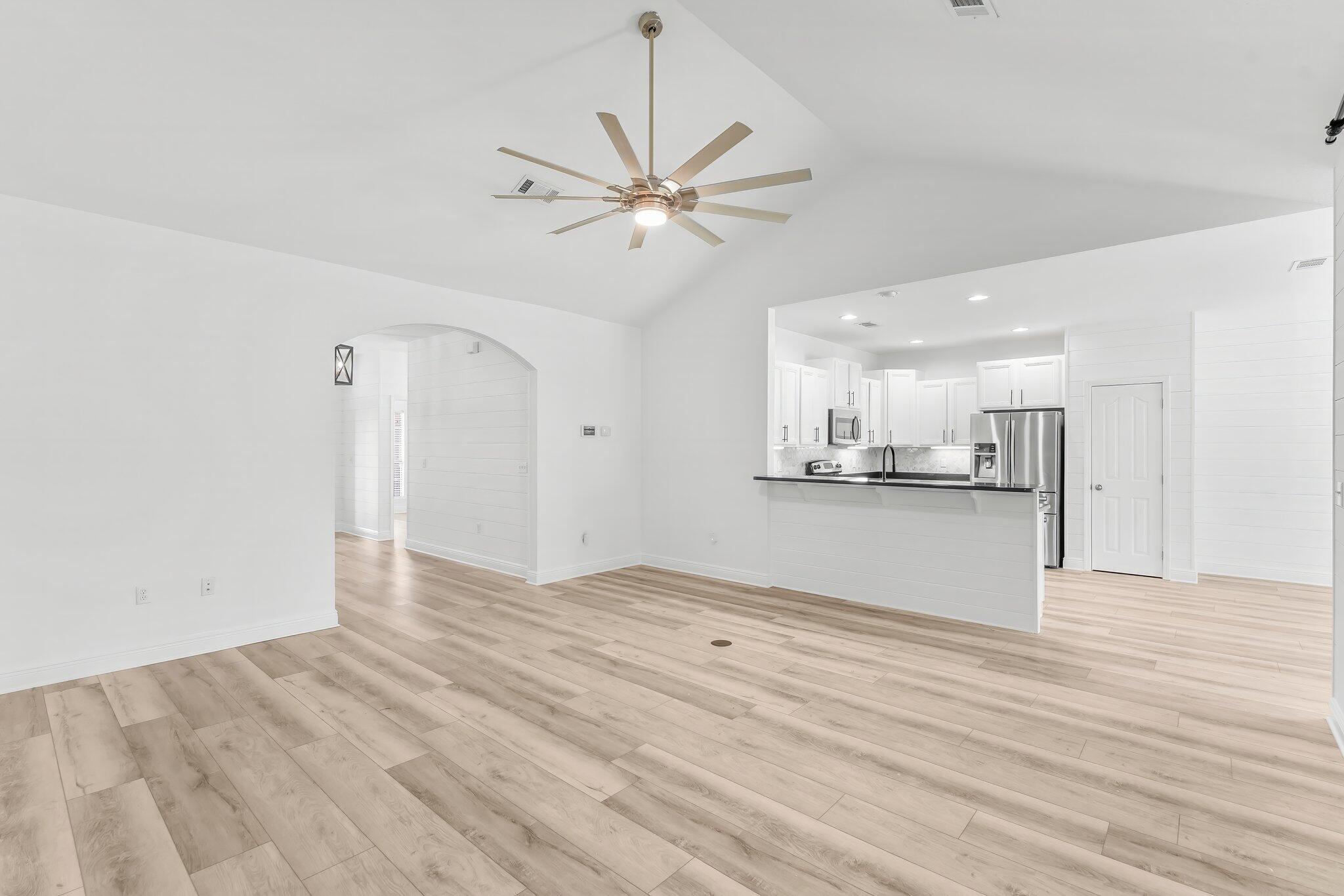 PEACH CREEK PH 1 - Residential Lease