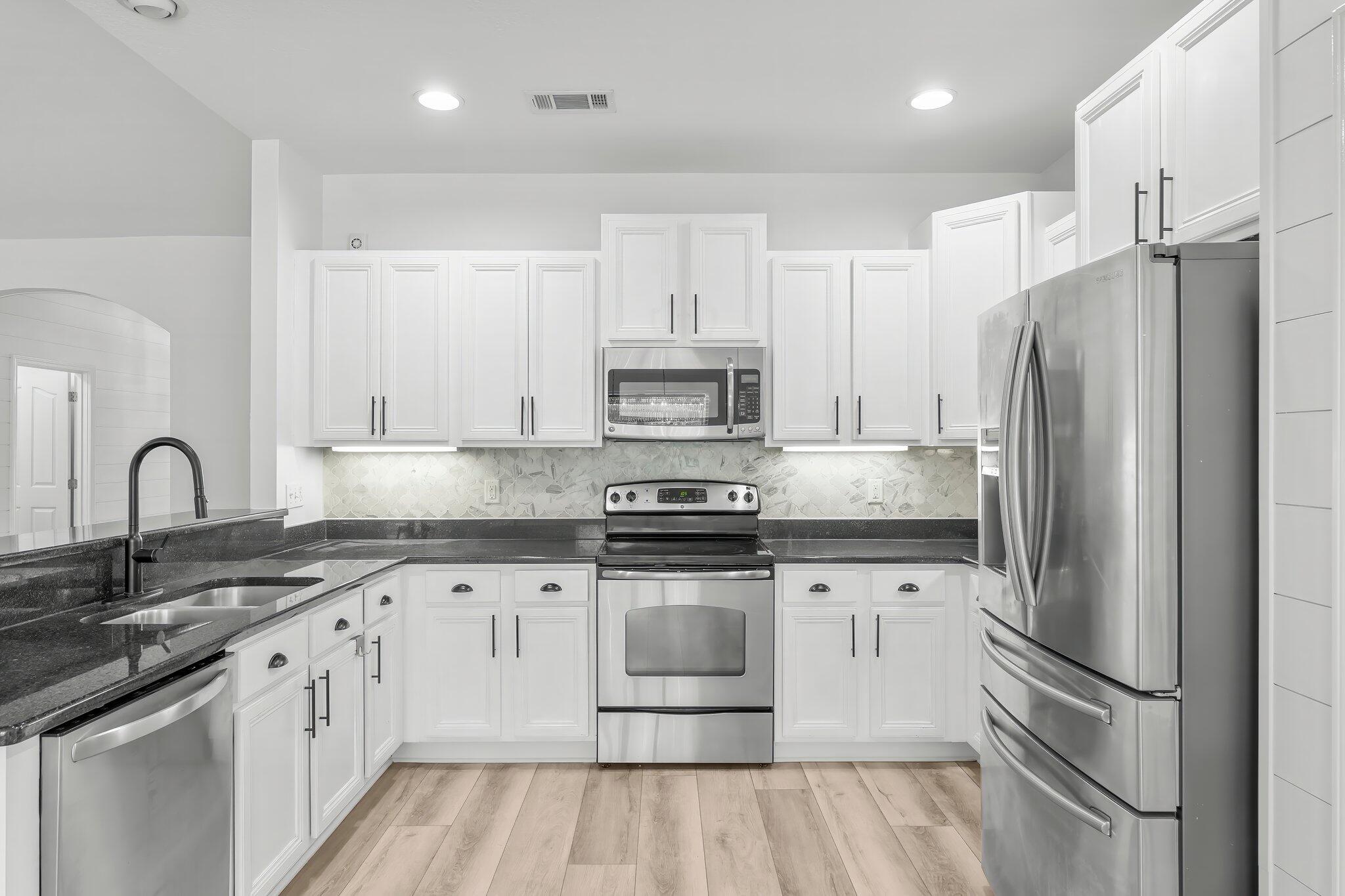 PEACH CREEK PH 1 - Residential Lease
