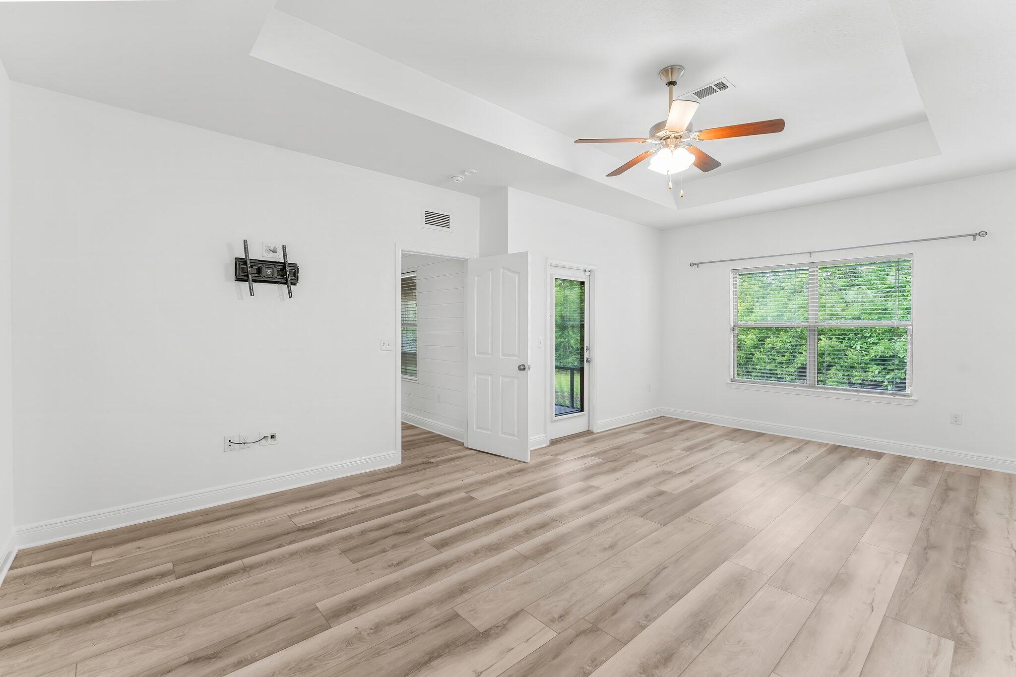 PEACH CREEK PH 1 - Residential Lease
