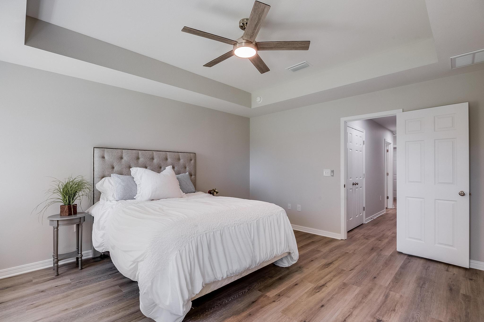 GARDEN CITY - Residential