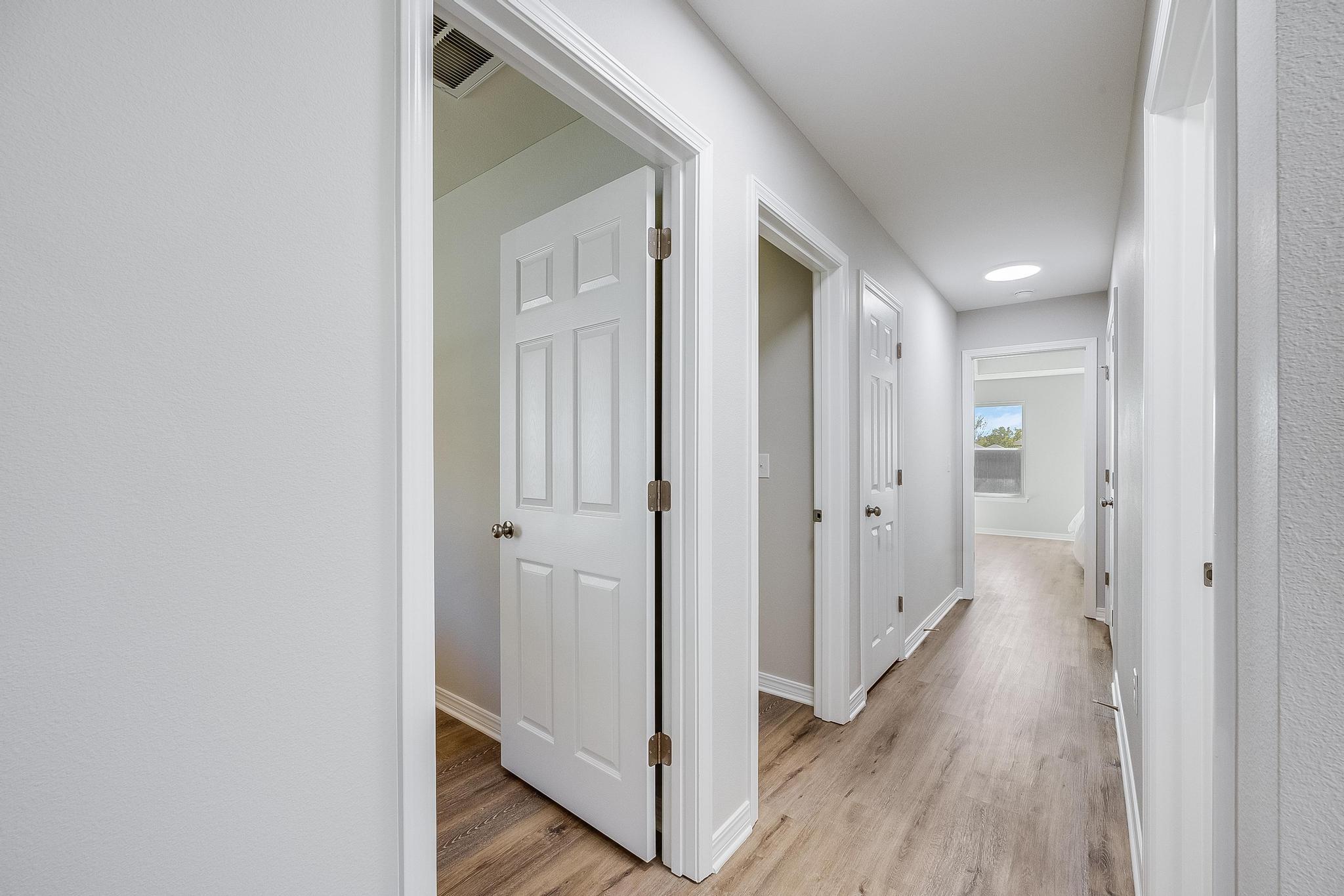 GARDEN CITY - Residential