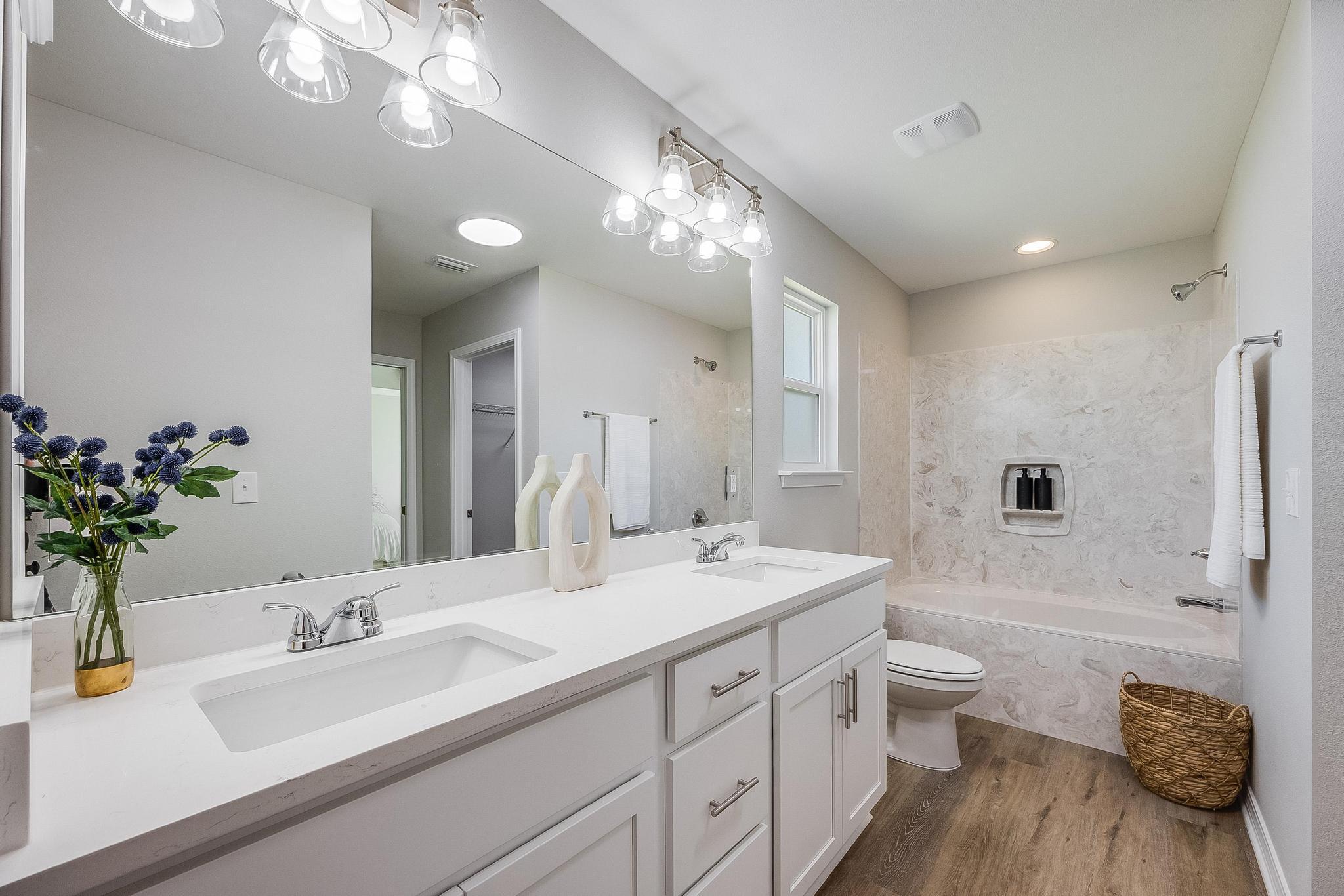 GARDEN CITY - Residential