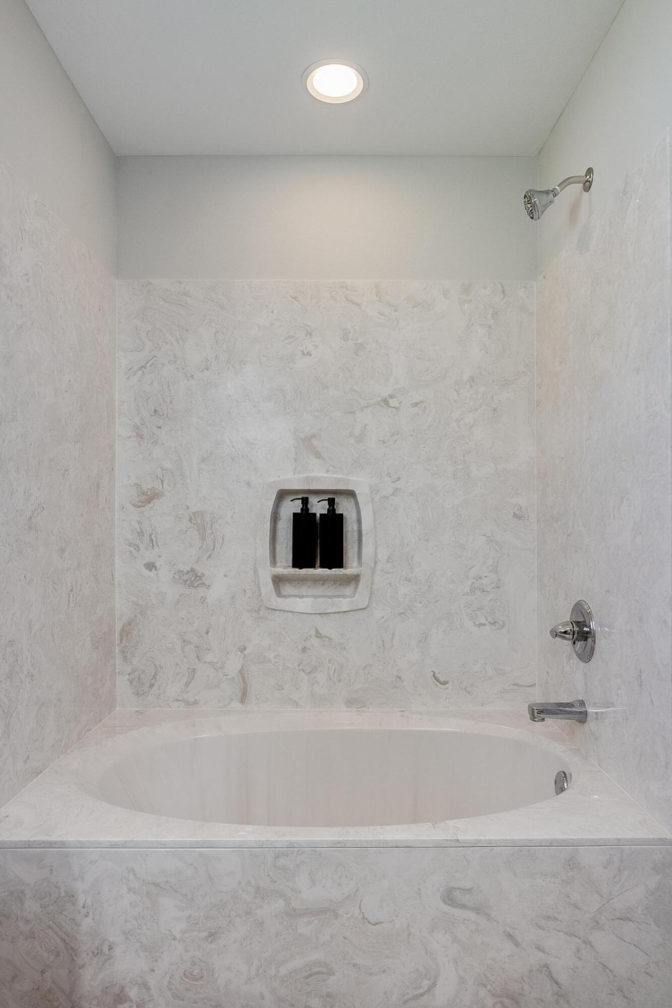 GARDEN CITY - Residential