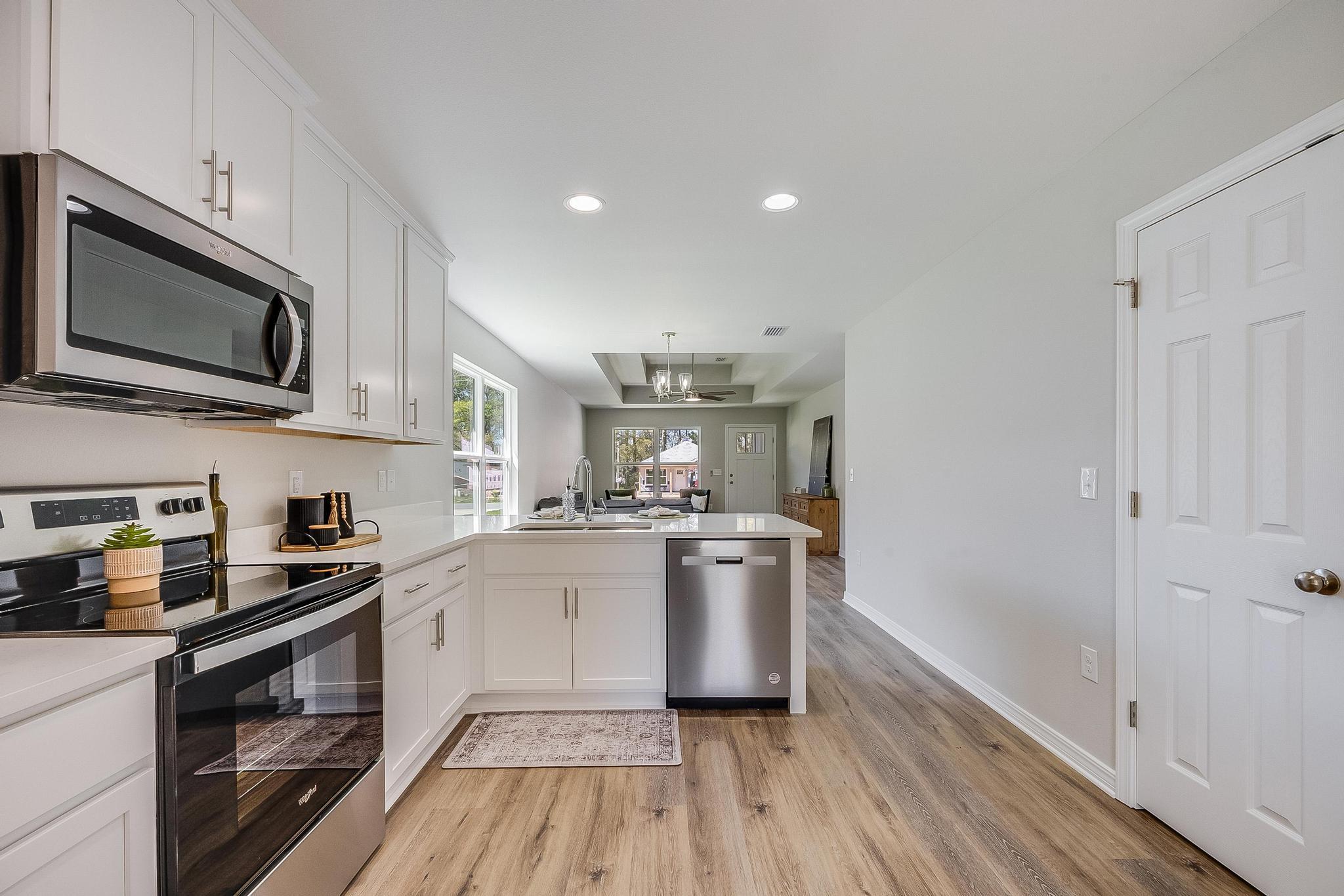 GARDEN CITY - Residential