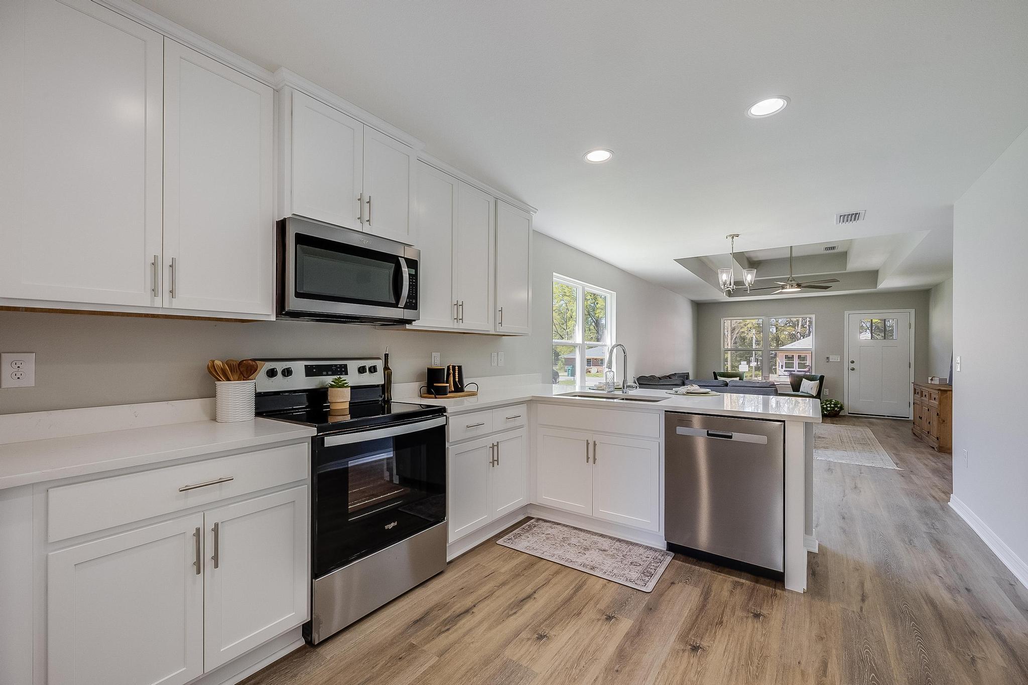 GARDEN CITY - Residential