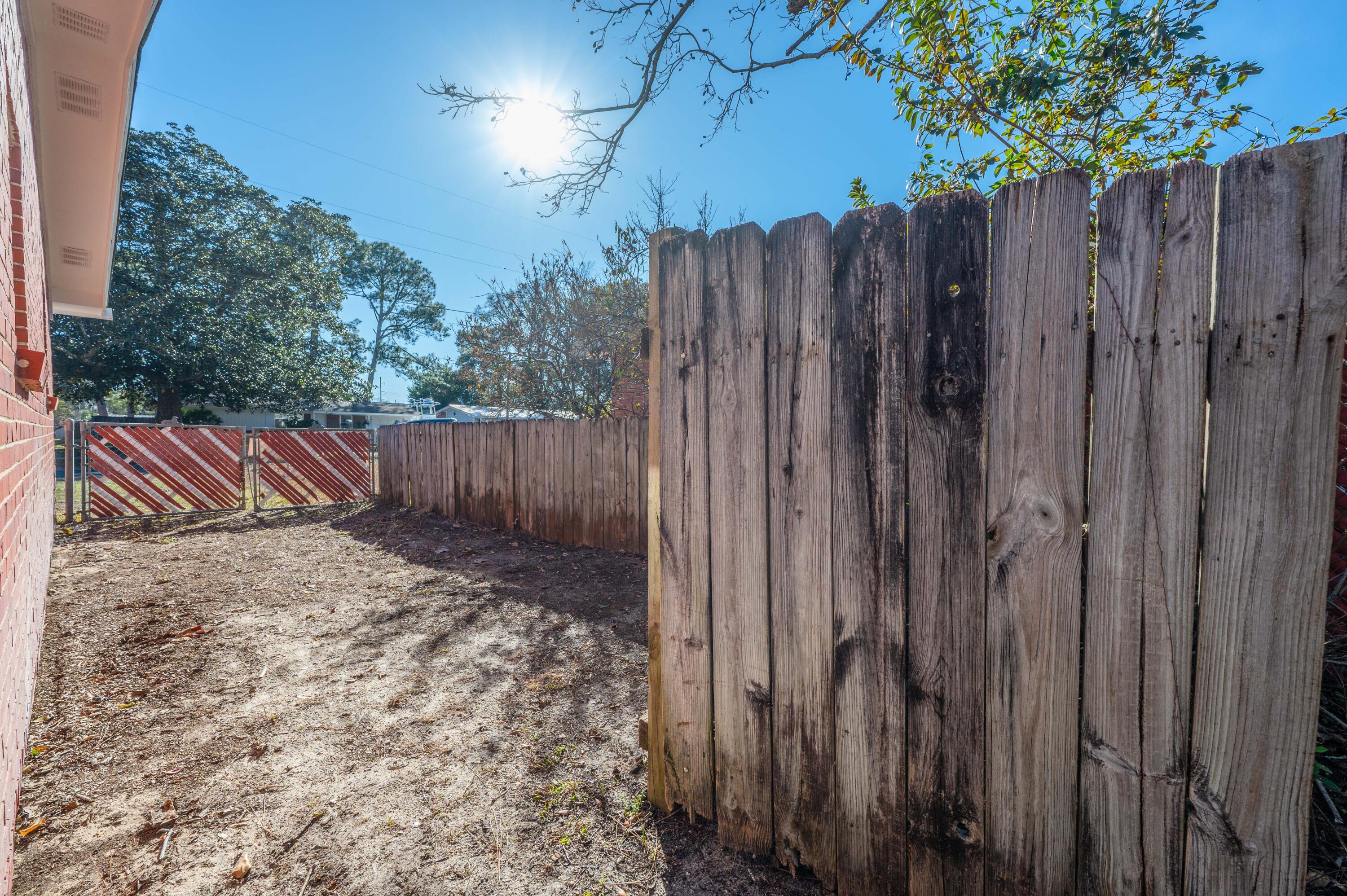 GARNIERS BEACH 6TH - Residential