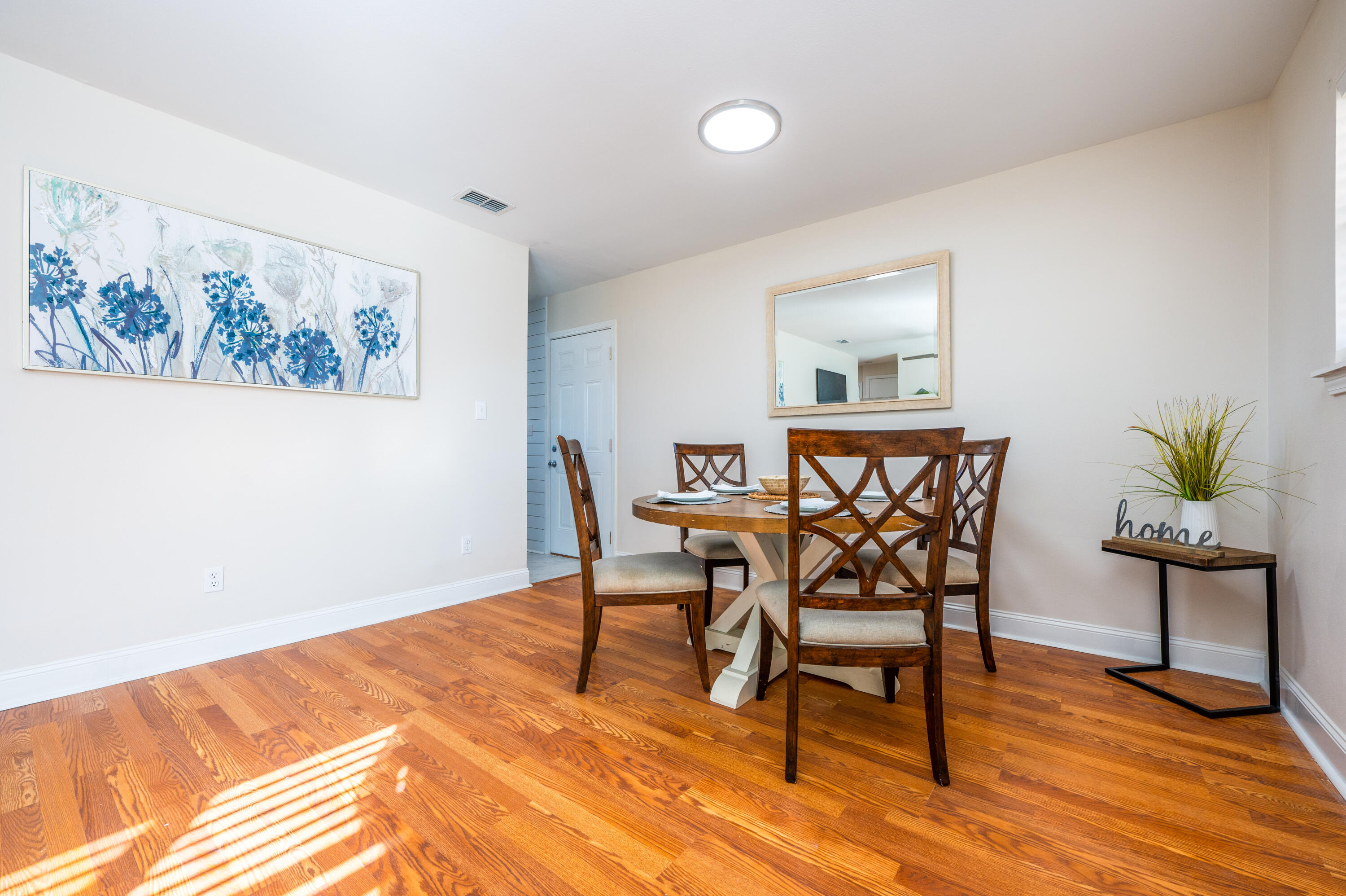GARNIERS BEACH 6TH - Residential