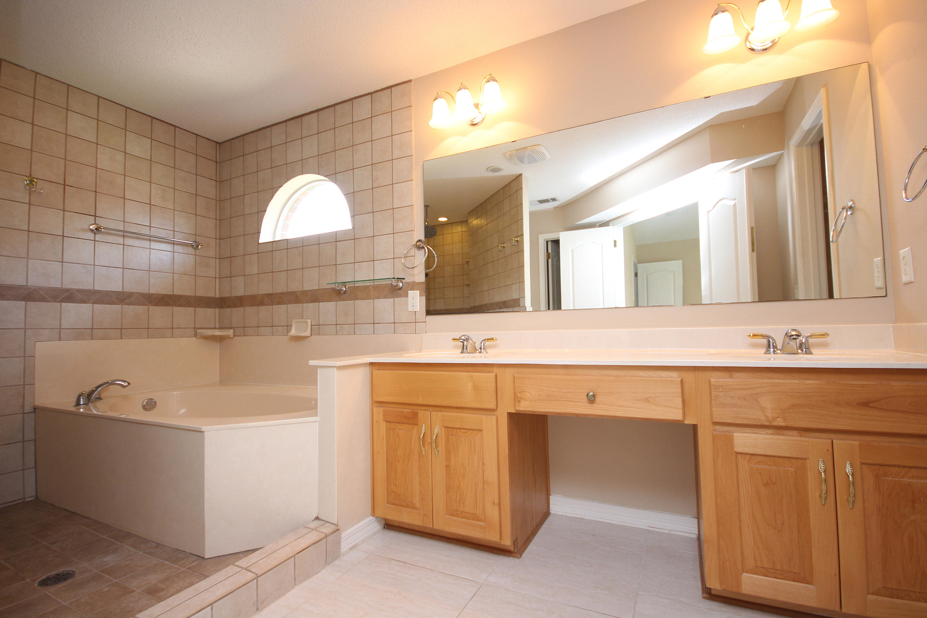 VILLA VIZCAYA - Residential