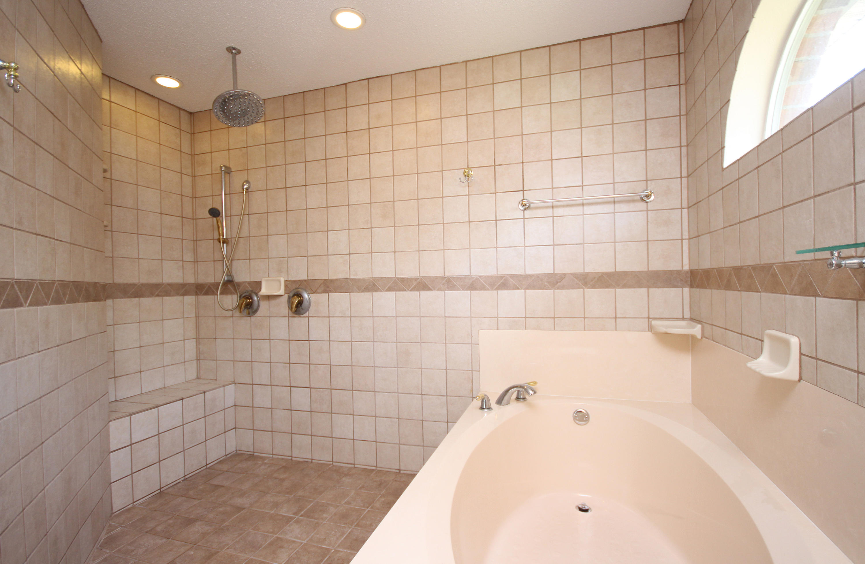 VILLA VIZCAYA - Residential