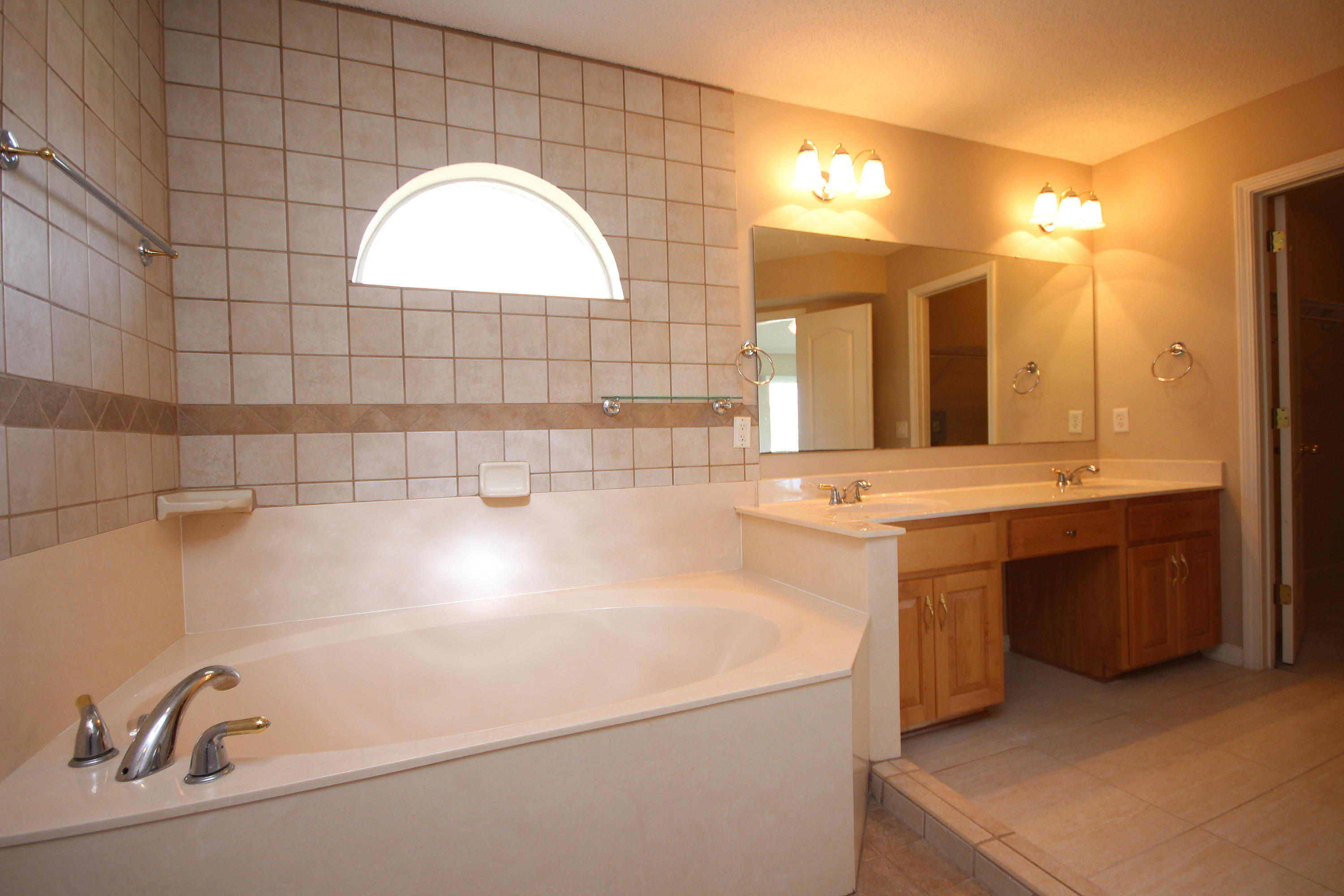 VILLA VIZCAYA - Residential