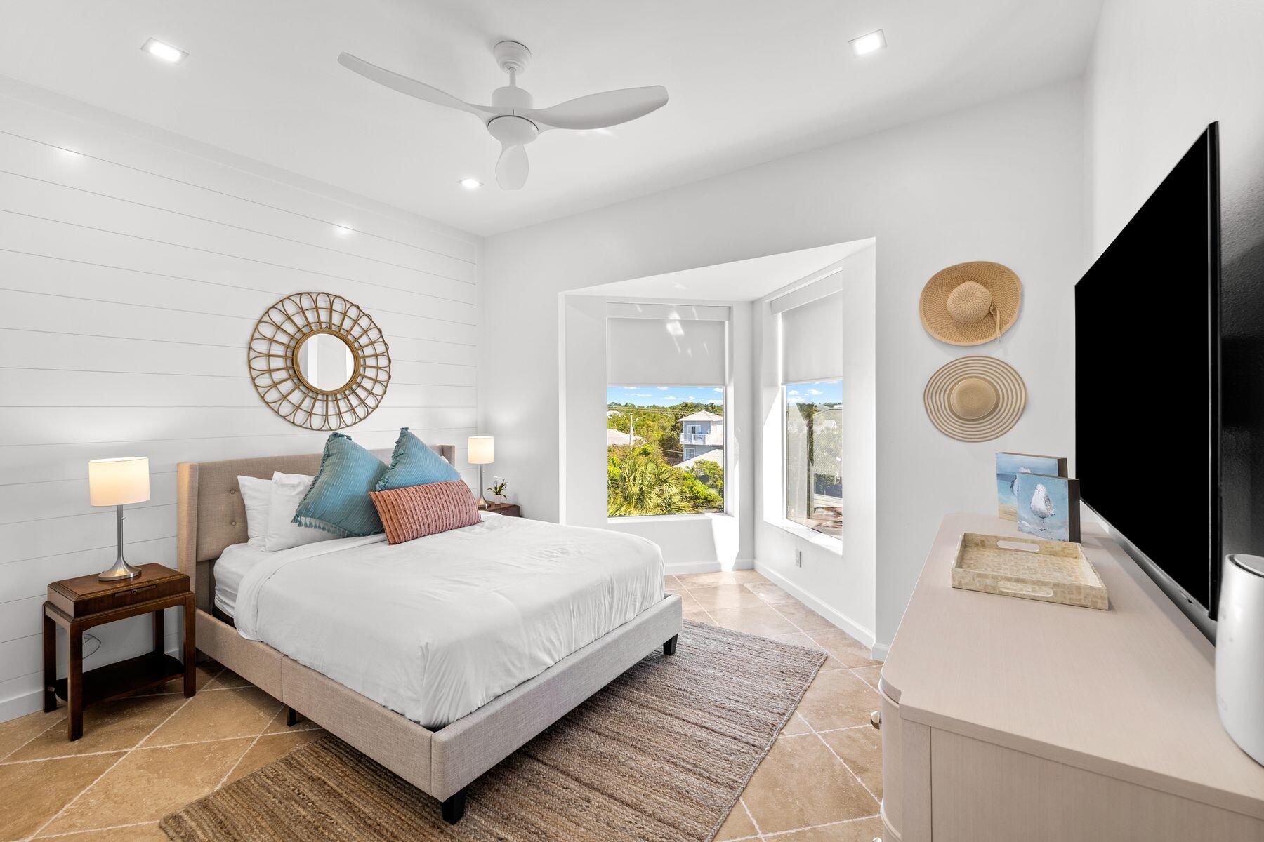 TRANQUILLITY ON THE BEACH - Residential