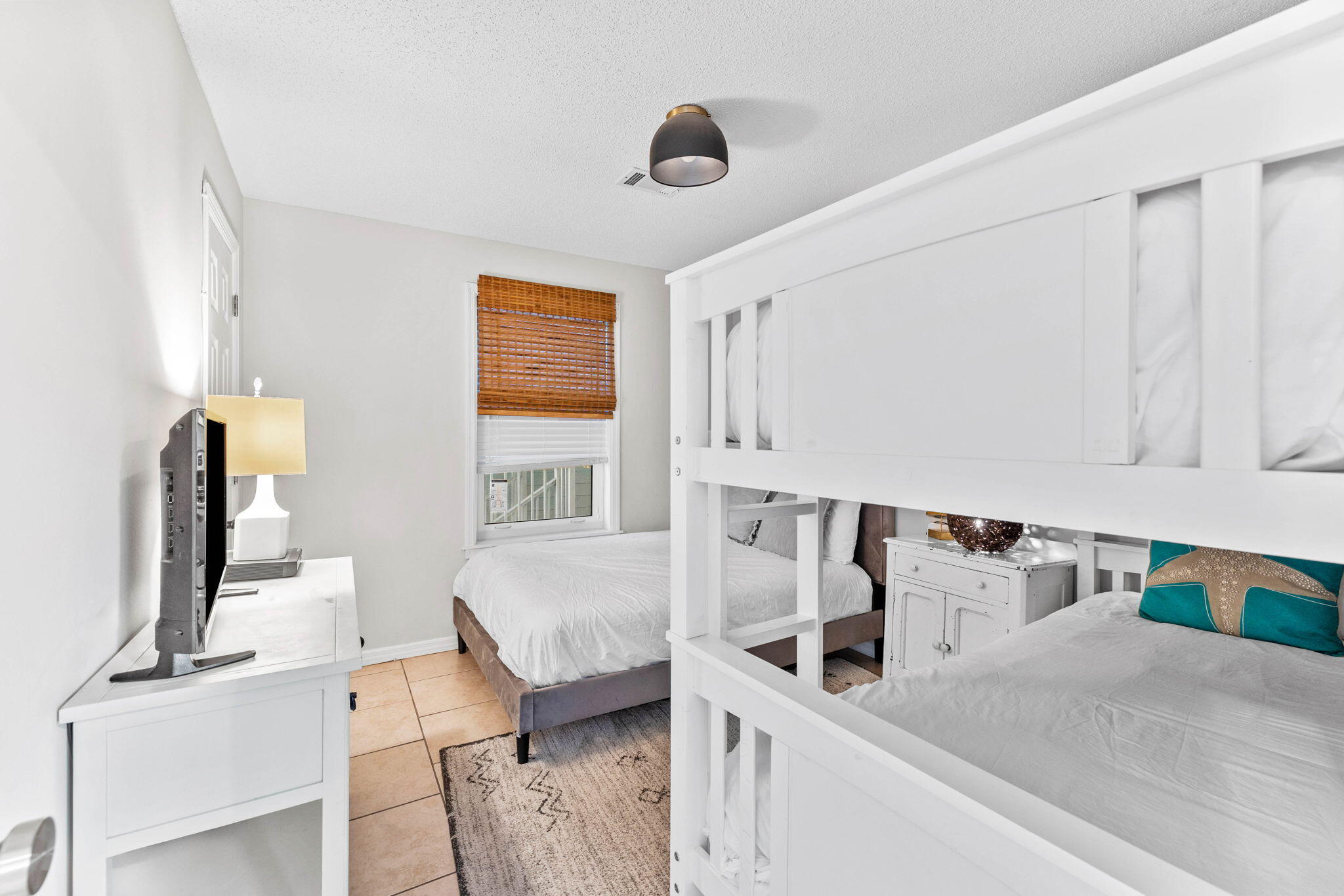 BEACHSIDE VILLAS CONDO - Residential