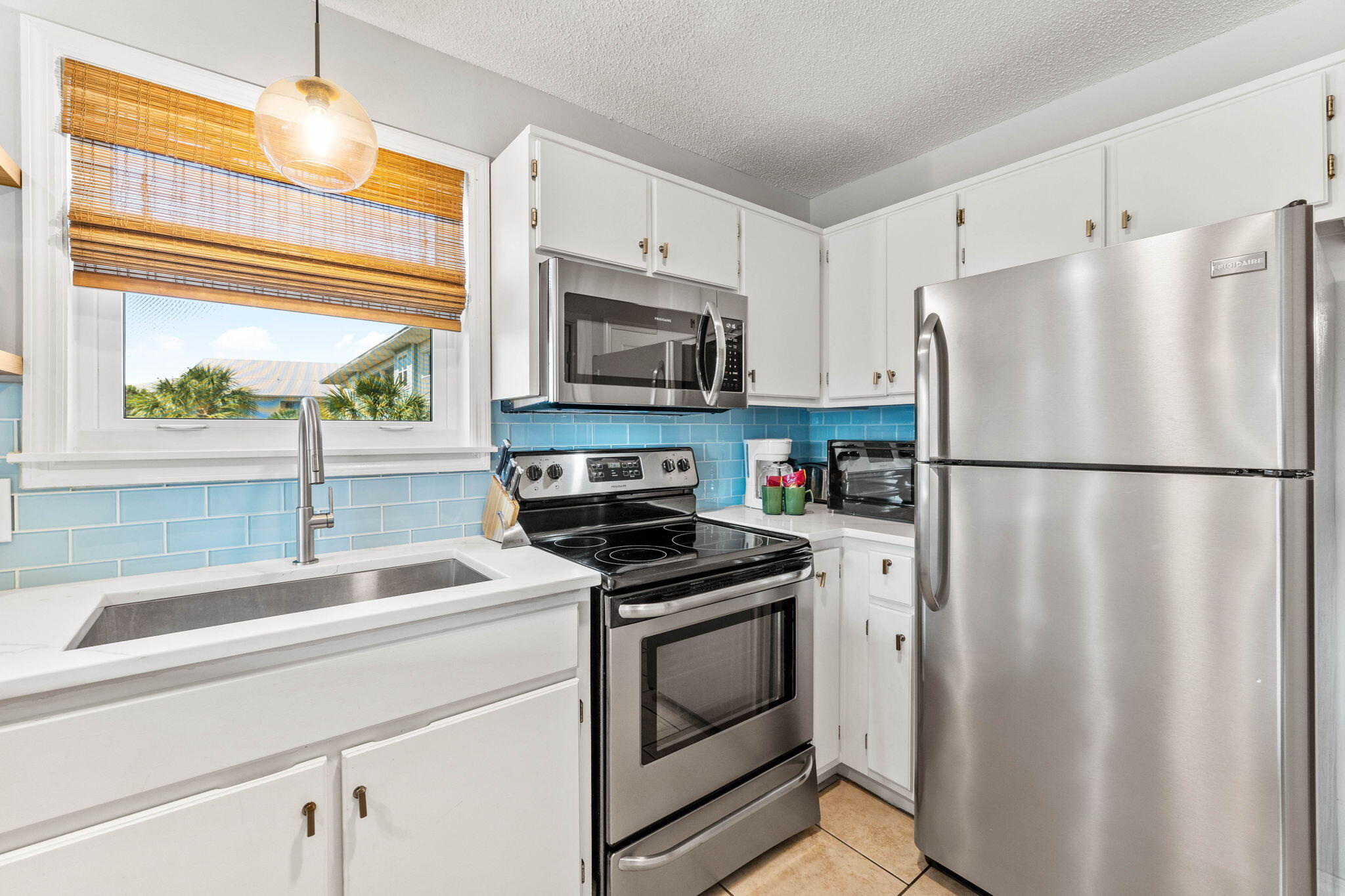 BEACHSIDE VILLAS CONDO - Residential