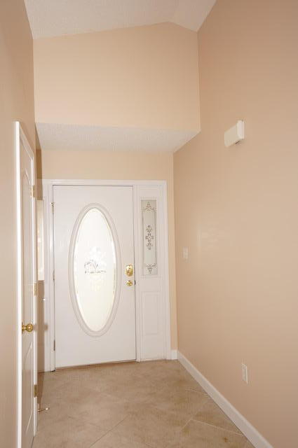 PARADISE RETREAT - Residential Lease