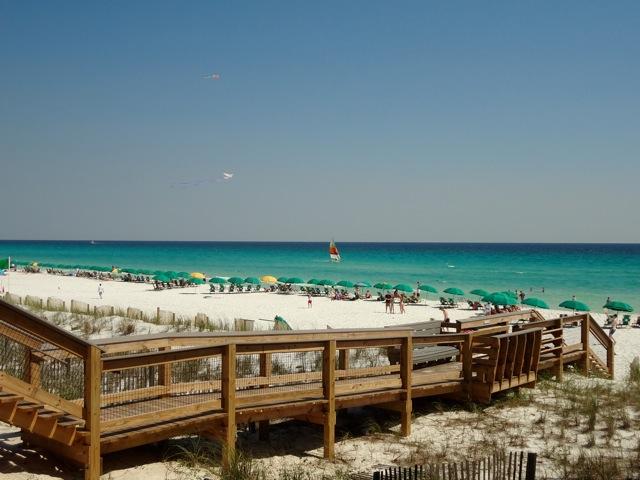 PARADISE RETREAT - Residential Lease