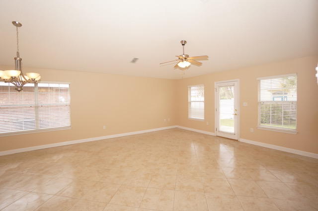 PARADISE RETREAT - Residential Lease