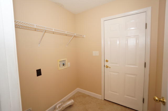 PARADISE RETREAT - Residential Lease