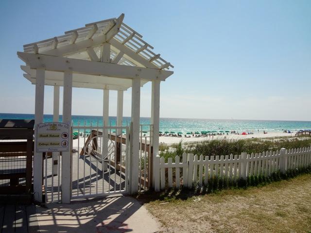 PARADISE RETREAT - Residential Lease