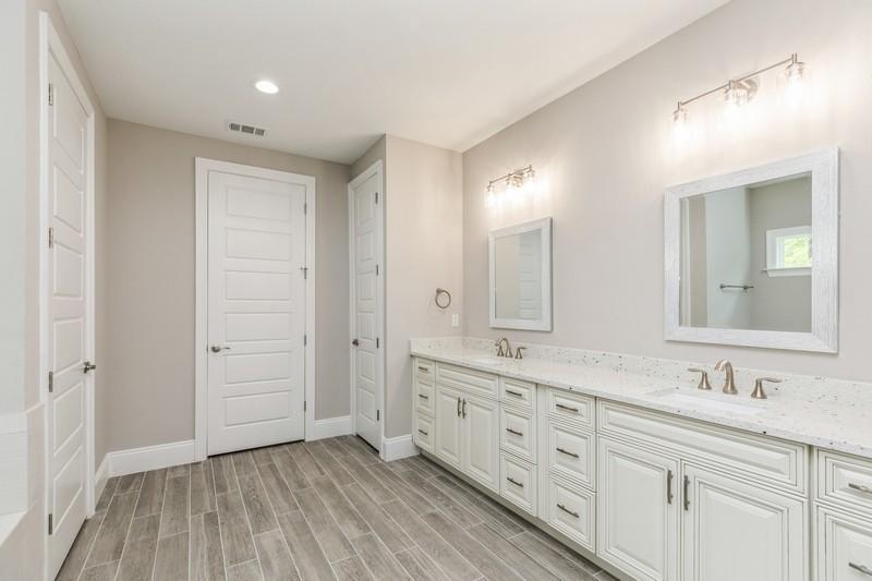 BEAR CREEK - Residential