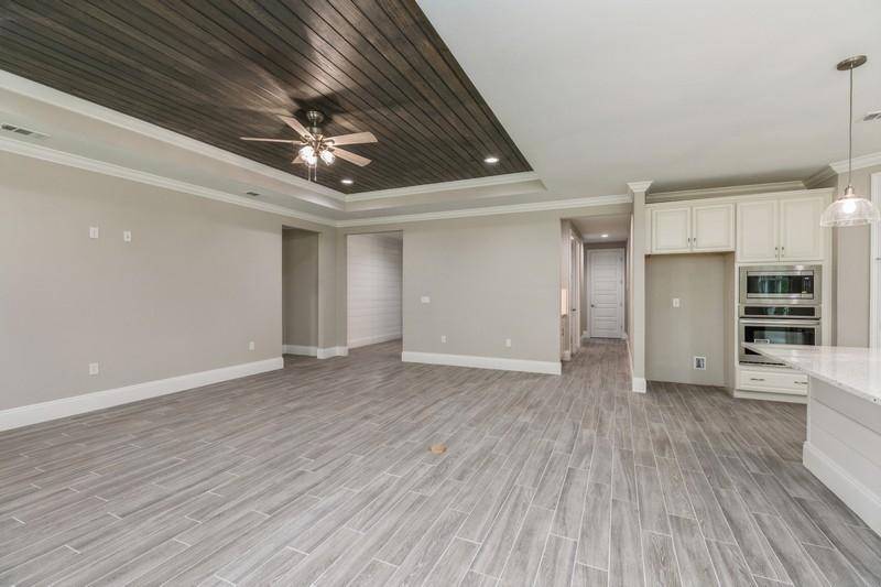 BEAR CREEK - Residential