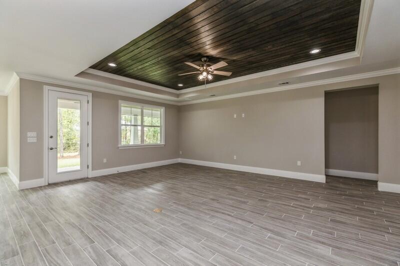 BEAR CREEK - Residential