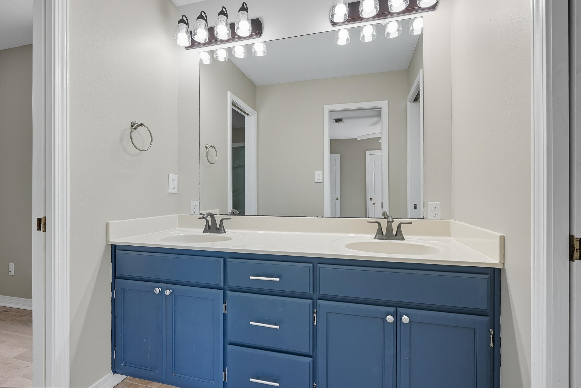 RUSHLIN PARK S/D PH 2 - Residential