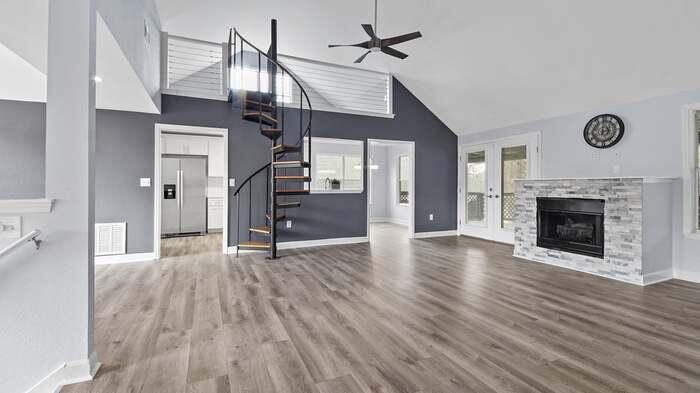 BAYVIEW MANOR 1ST ADD LOT 8 BLK A - Residential Lease
