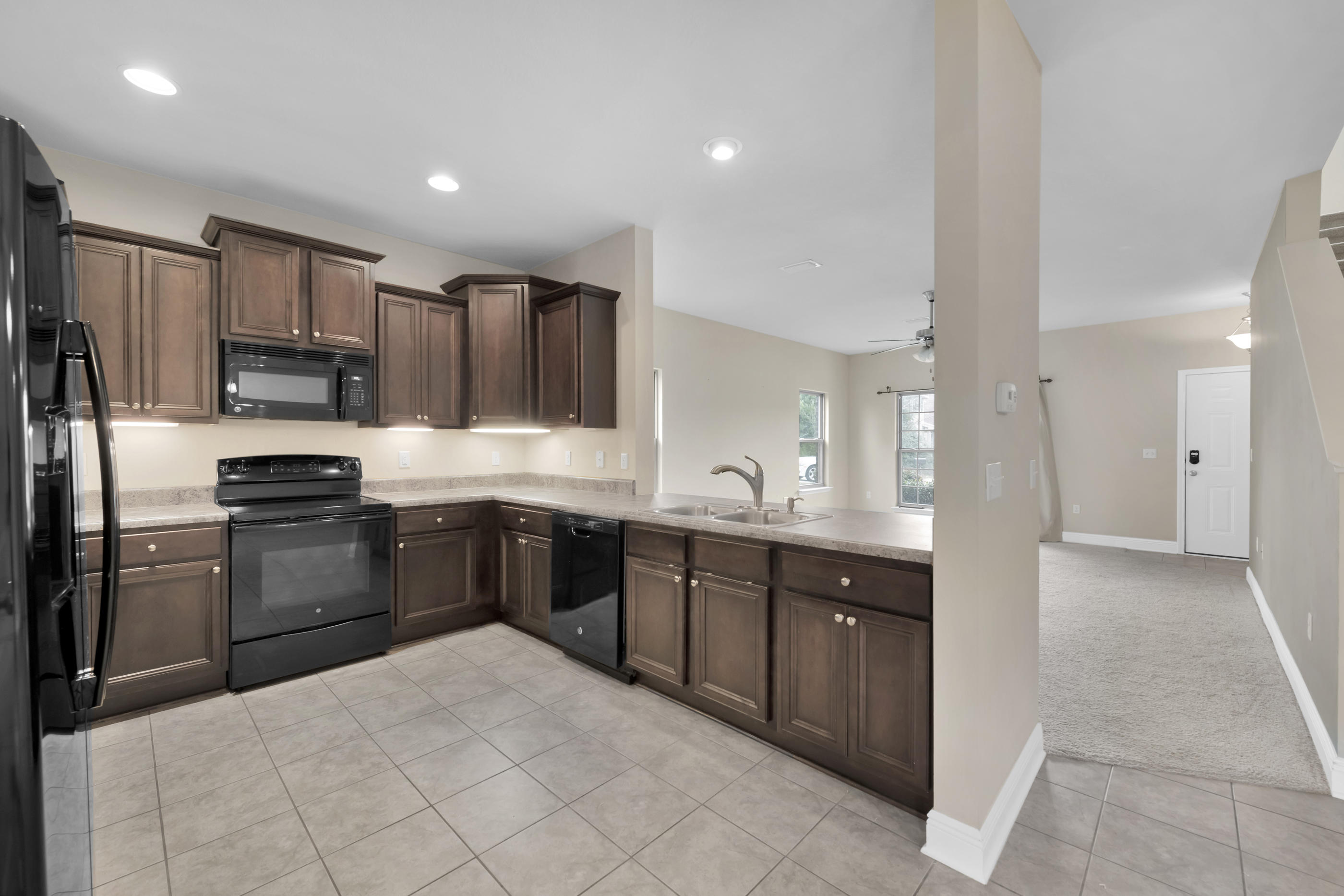 MAGNOLIA VILLAGE PH 1 - Residential