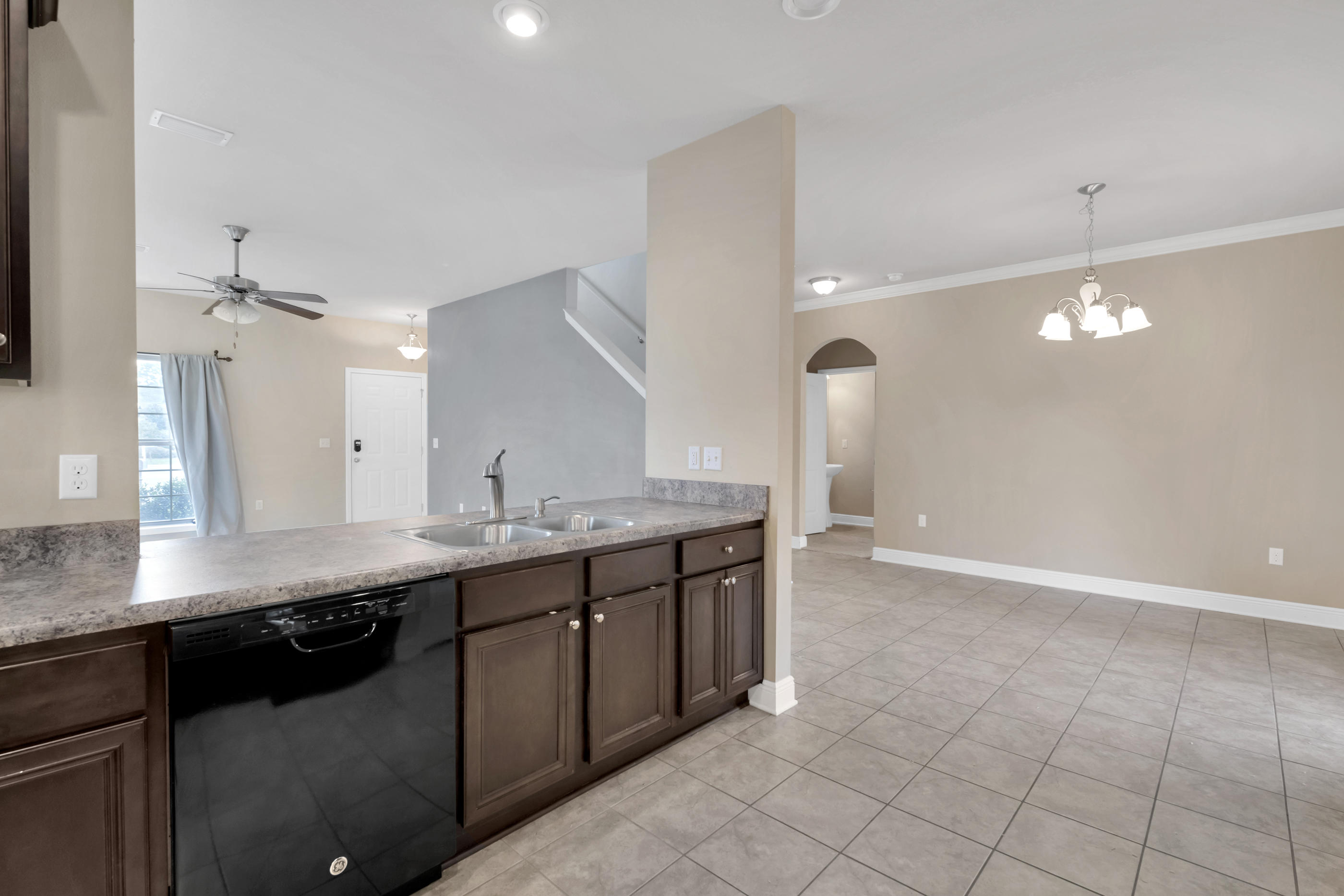 MAGNOLIA VILLAGE PH 1 - Residential